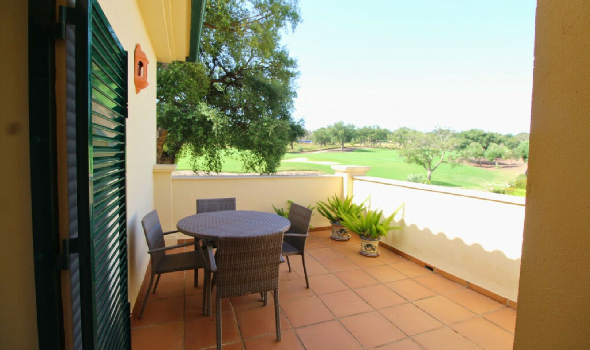 Resale - Apartment -
San Roque Club