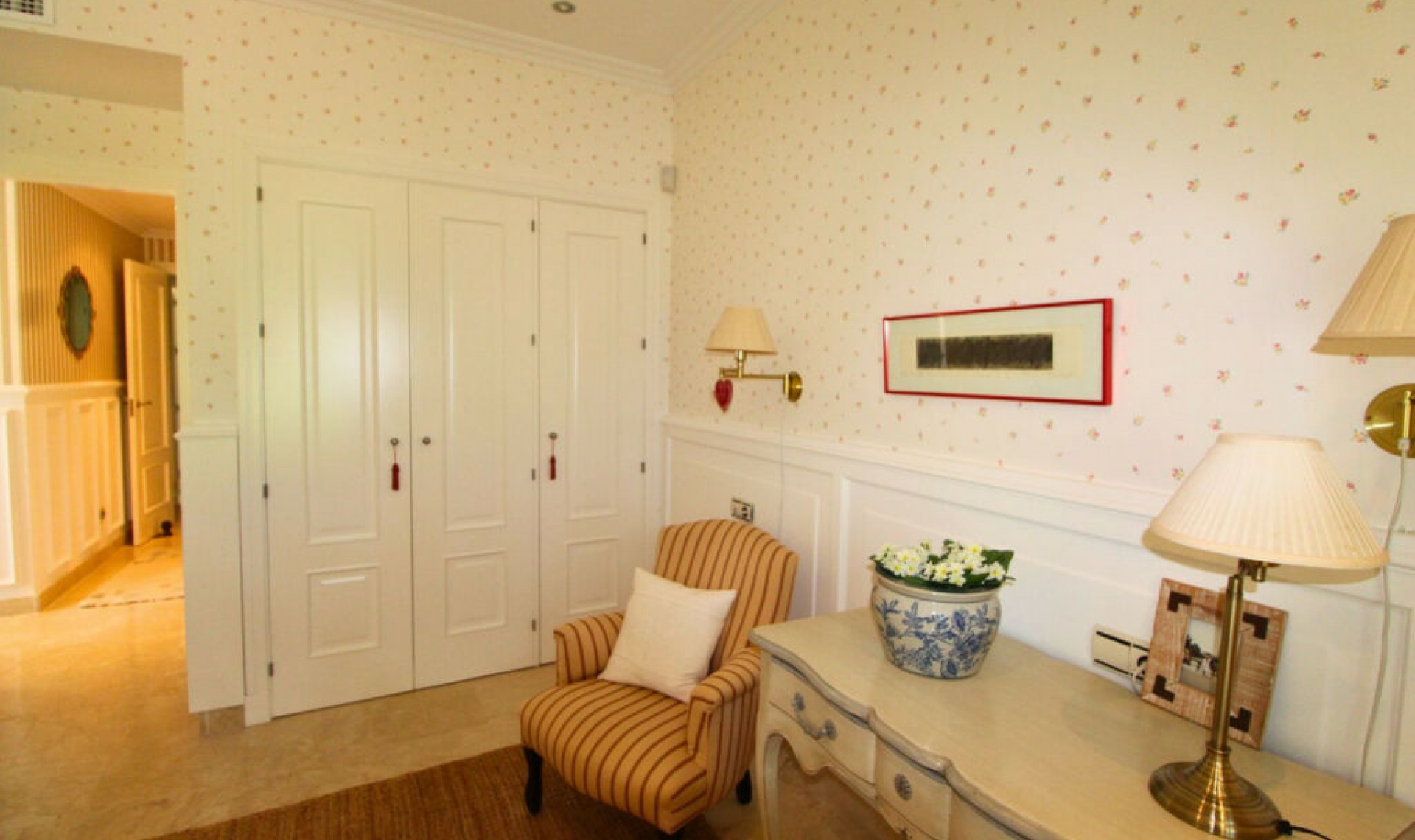 Resale - Apartment -
San Roque Club
