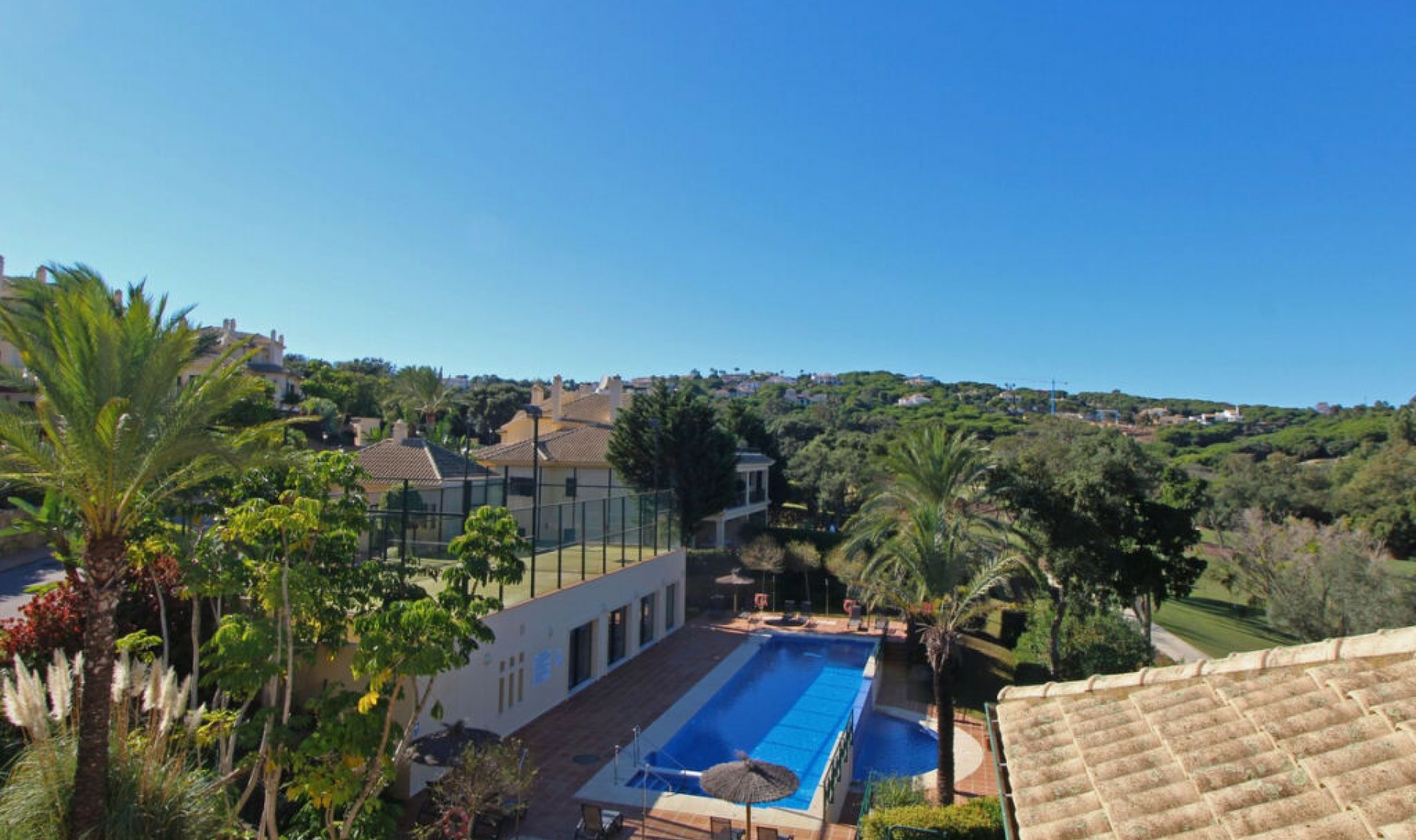Resale - Apartment -
San Roque Club
