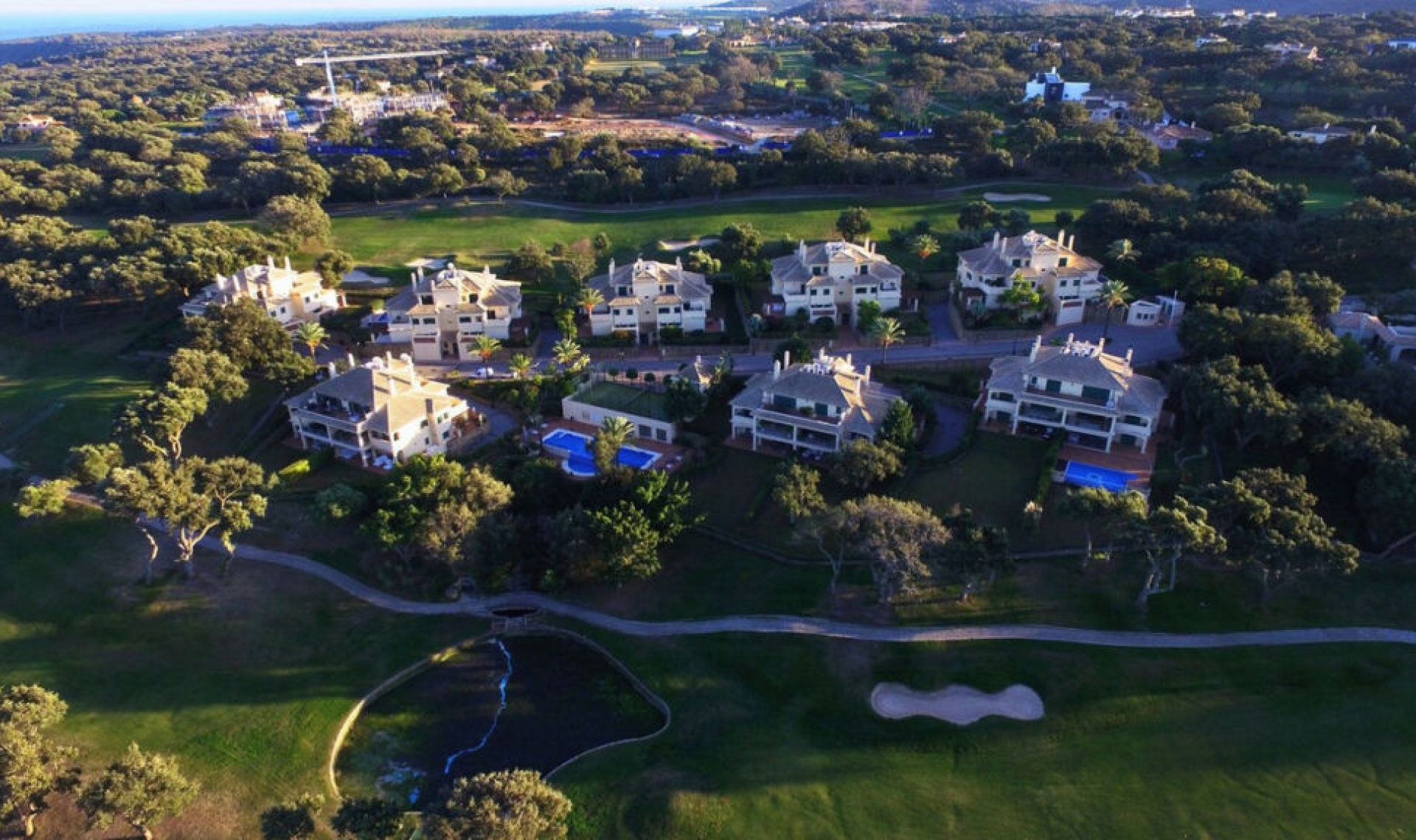 Resale - Apartment -
San Roque Club