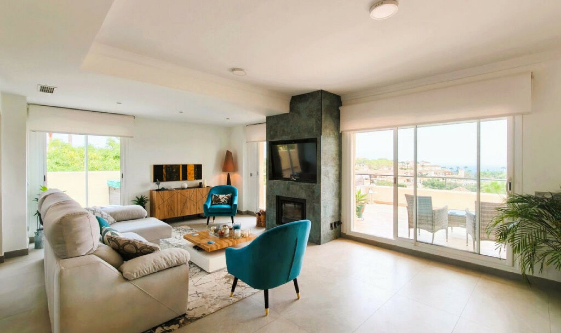 Resale - Apartment -
San Roque Club