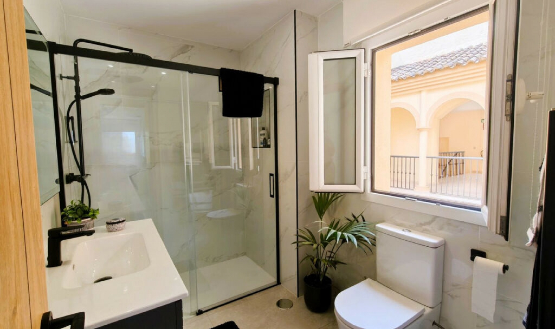 Resale - Apartment -
San Roque Club