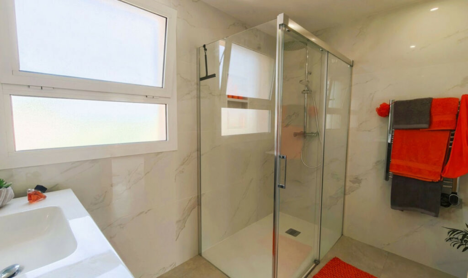 Resale - Apartment -
San Roque Club