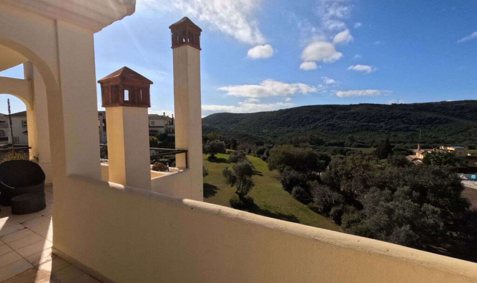 Resale - Apartment -
San Roque