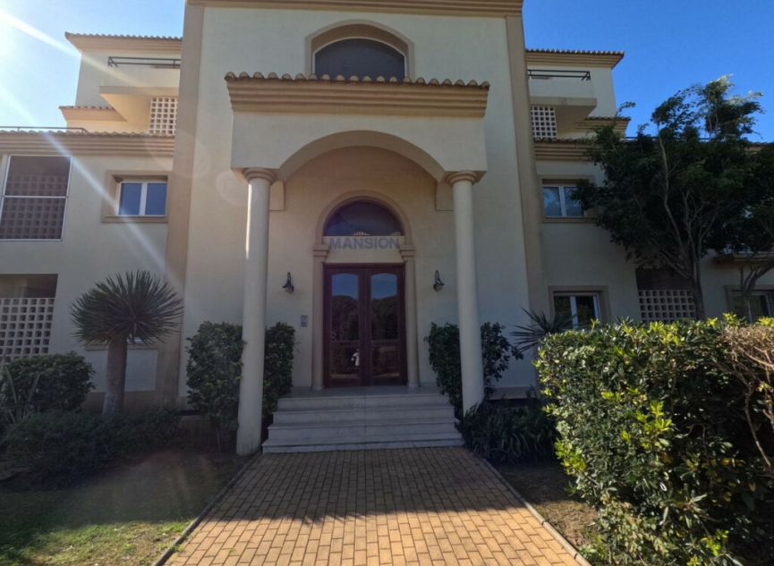 Resale - Apartment -
San Roque