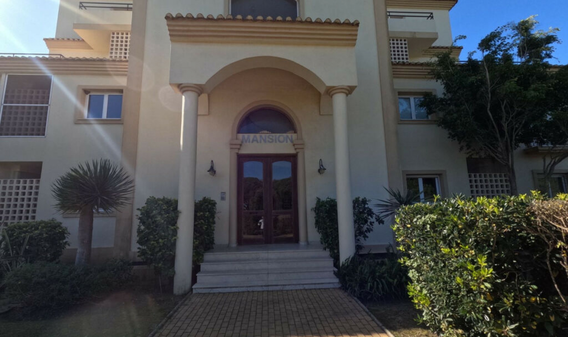 Resale - Apartment -
San Roque