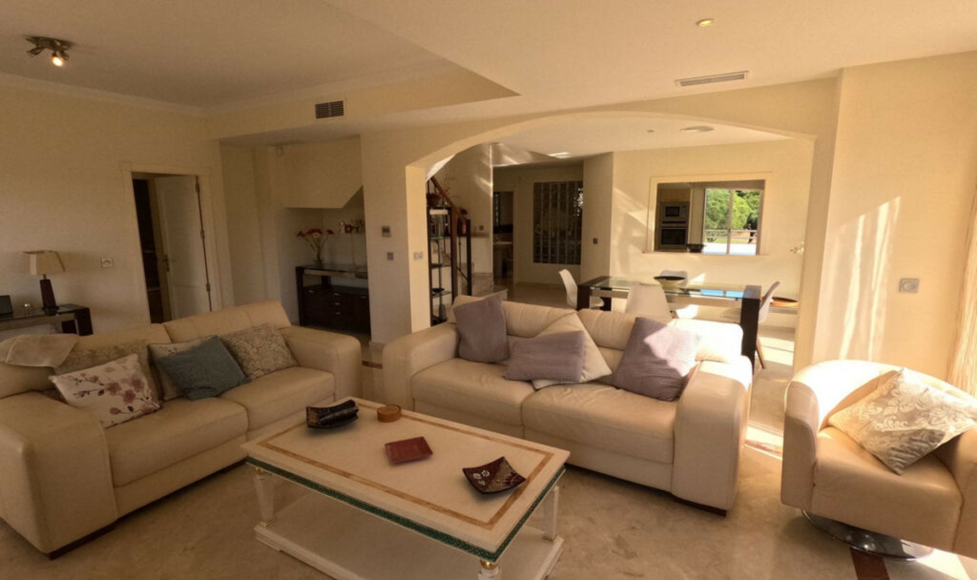 Resale - Apartment -
San Roque