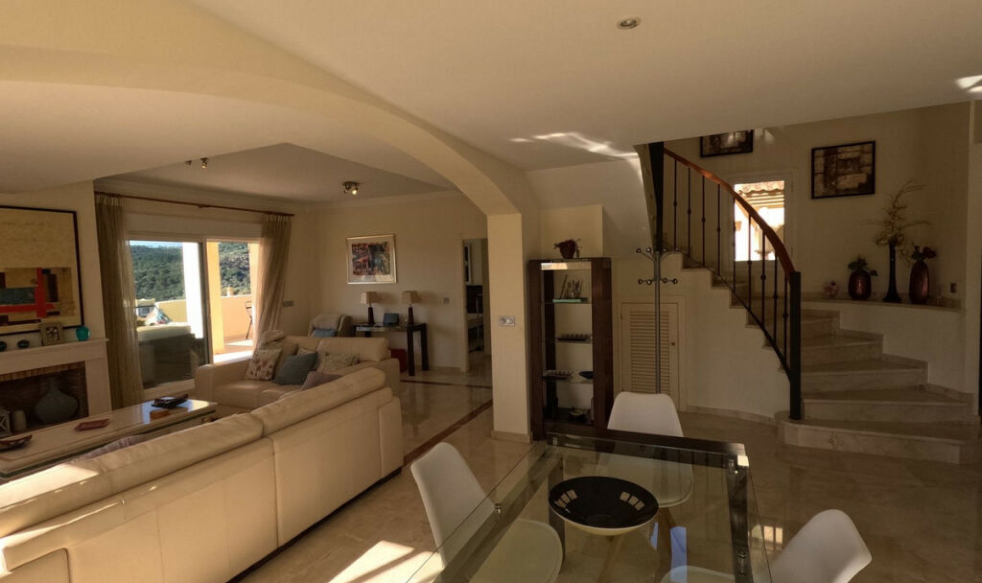 Resale - Apartment -
San Roque