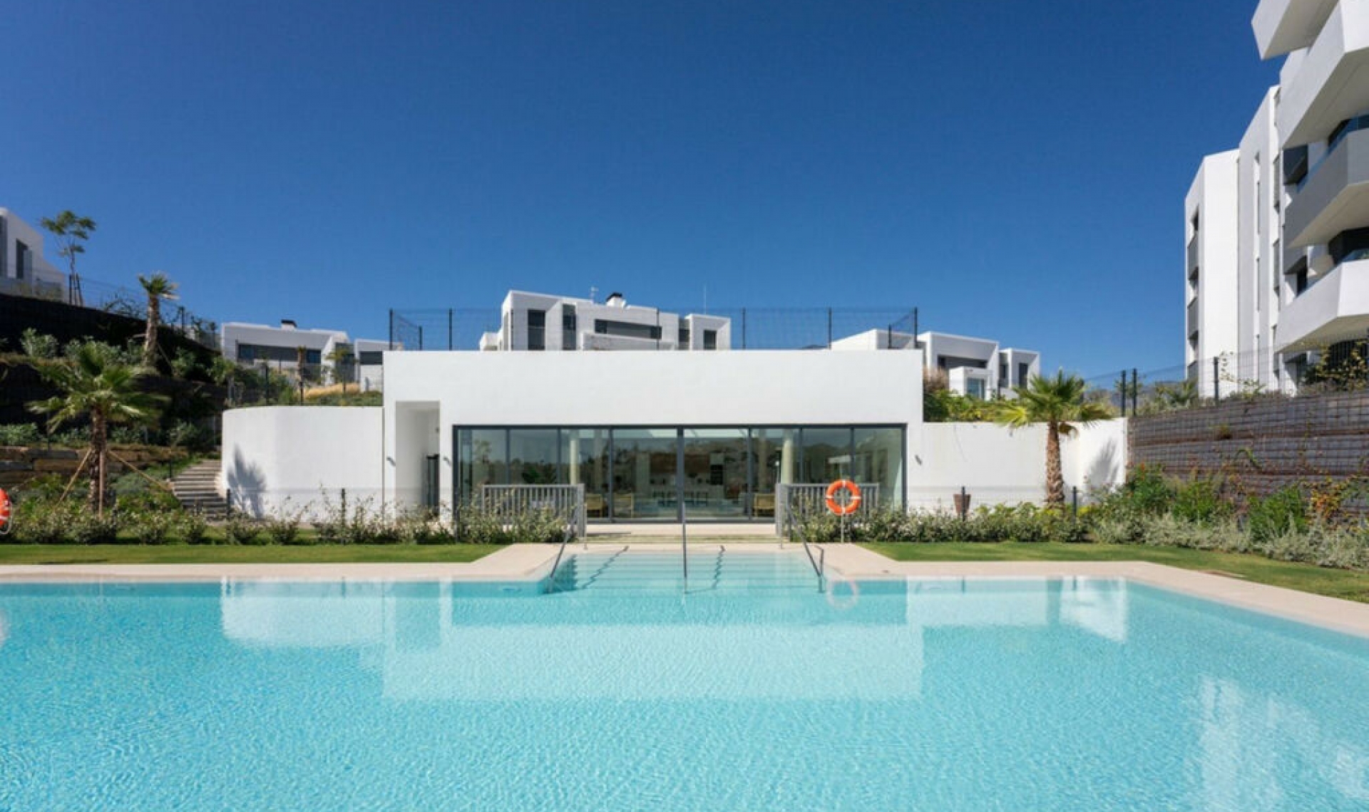 Resale - Apartment -
Santa Clara