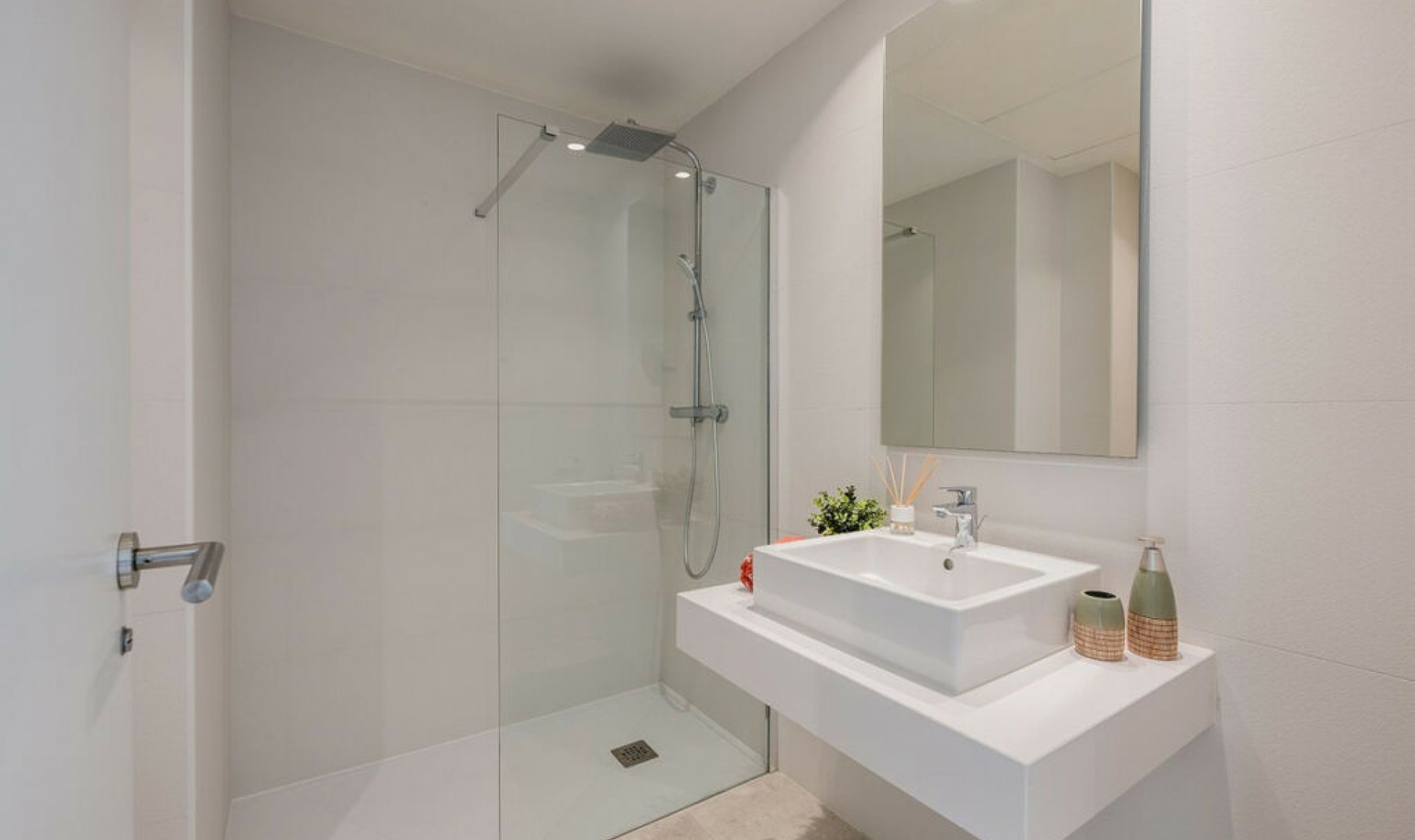 Resale - Apartment -
Santa Clara