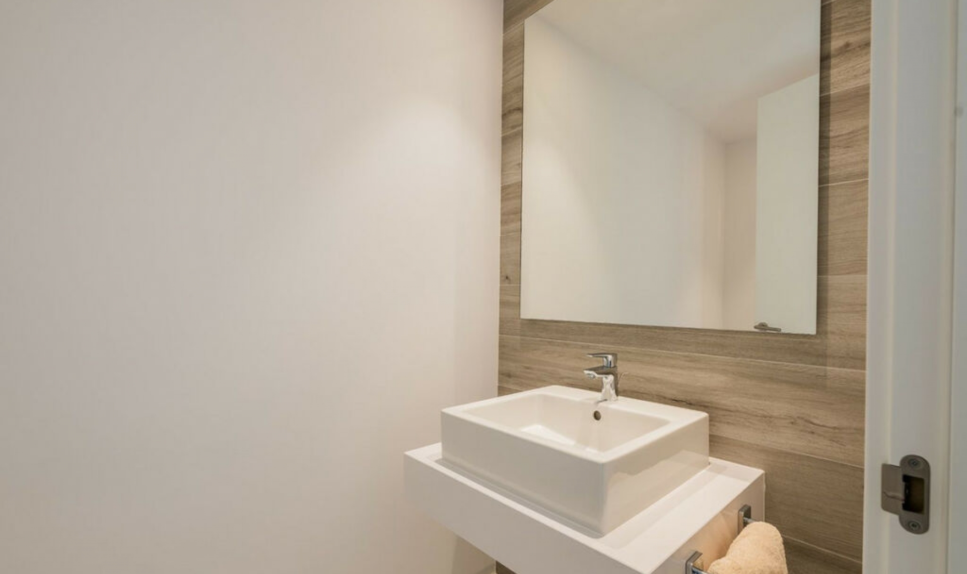 Resale - Apartment -
Santa Clara