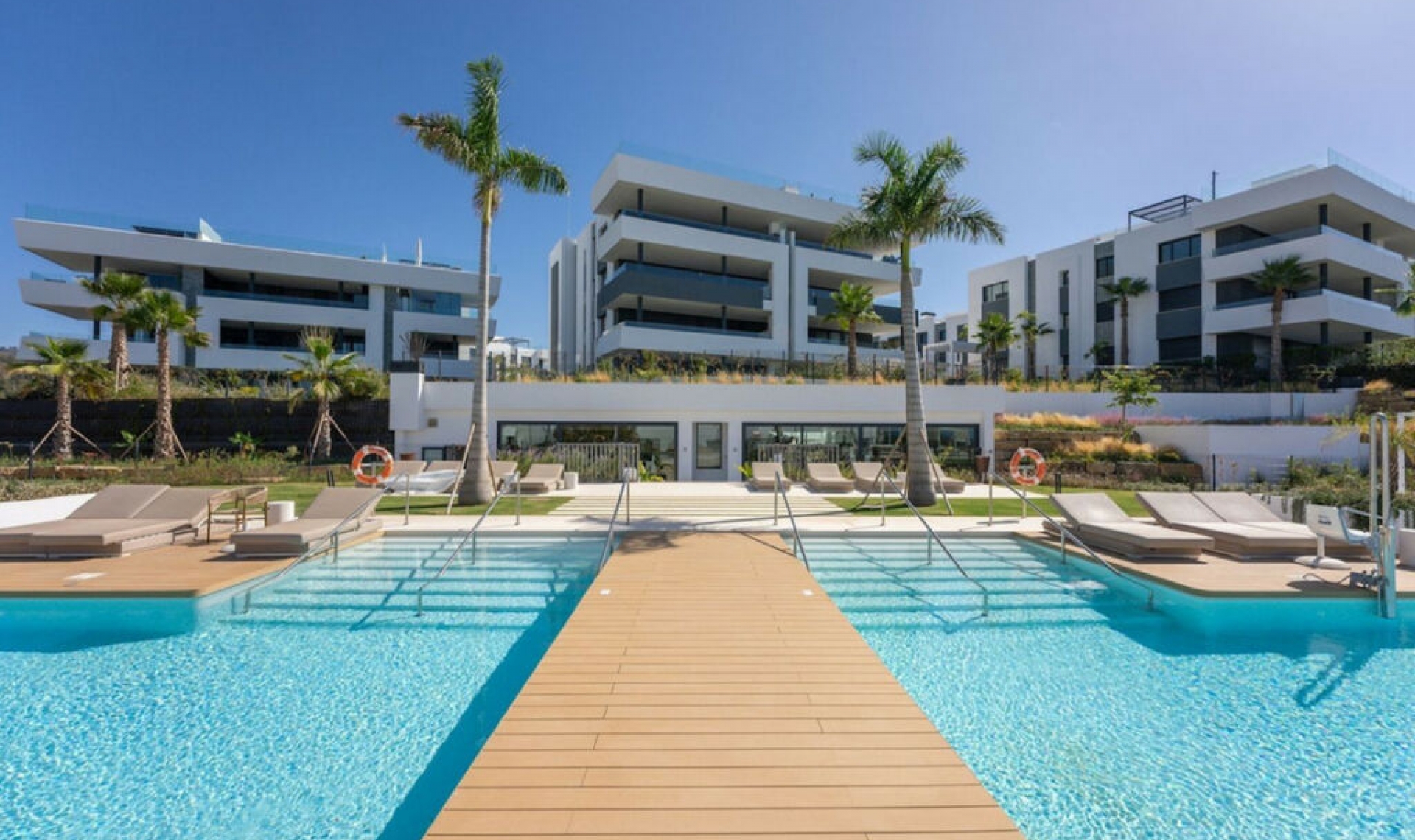 Resale - Apartment -
Santa Clara