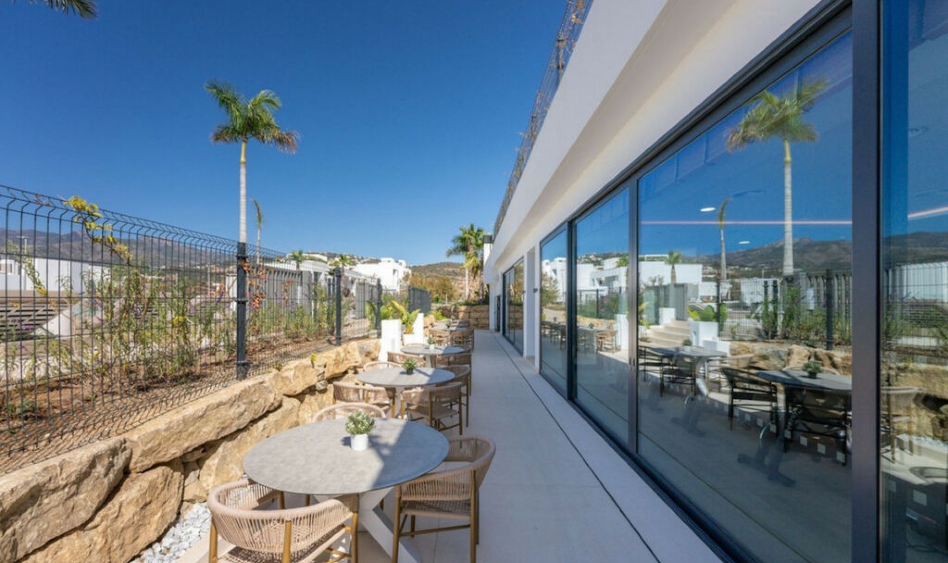 Resale - Apartment -
Santa Clara