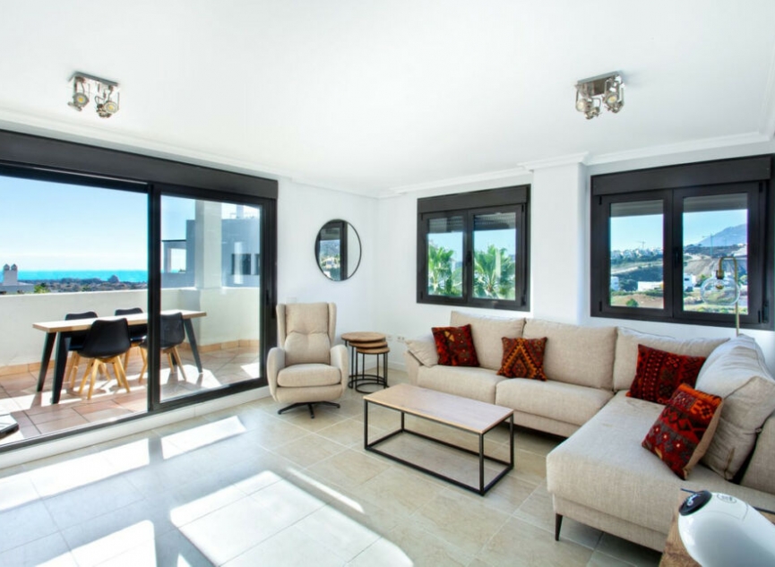 Resale - Apartment -
Selwo