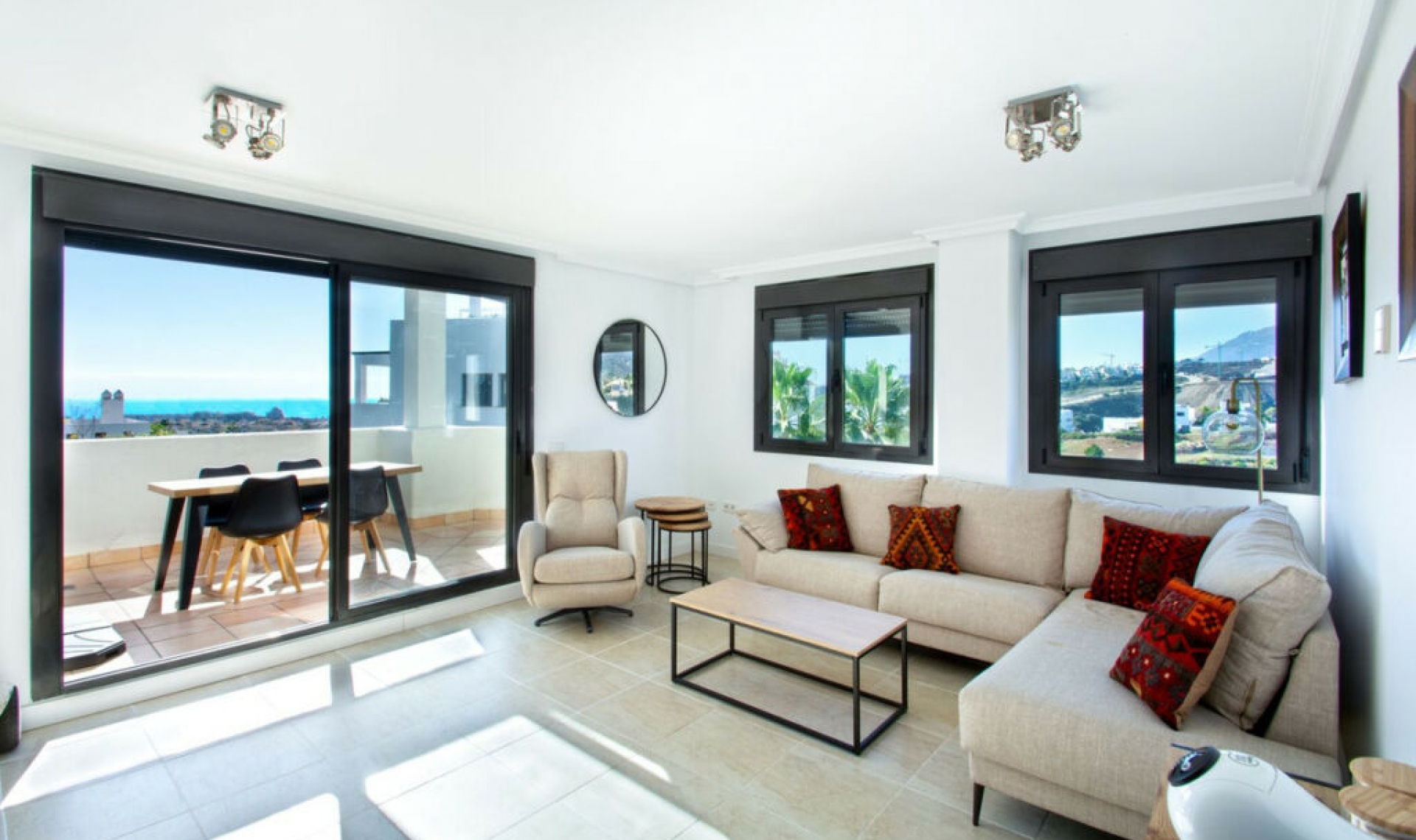 Resale - Apartment -
Selwo