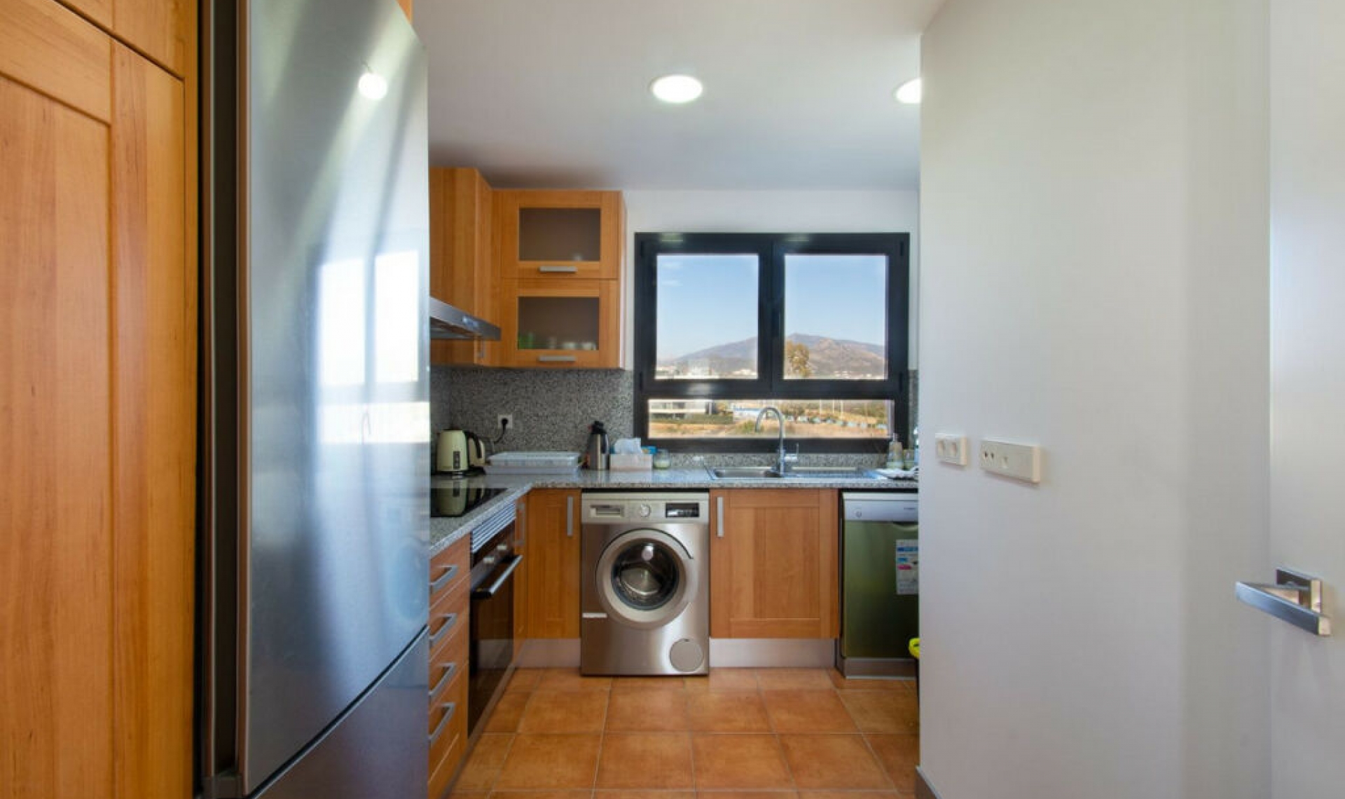 Resale - Apartment -
Selwo