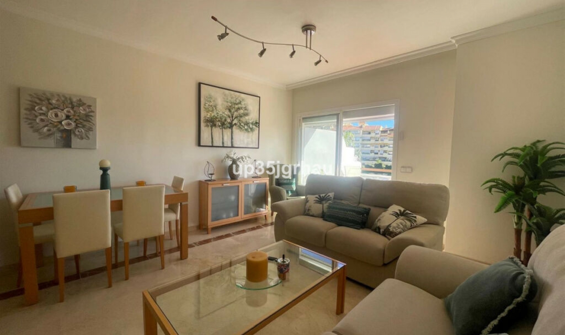 Resale - Apartment -
Selwo