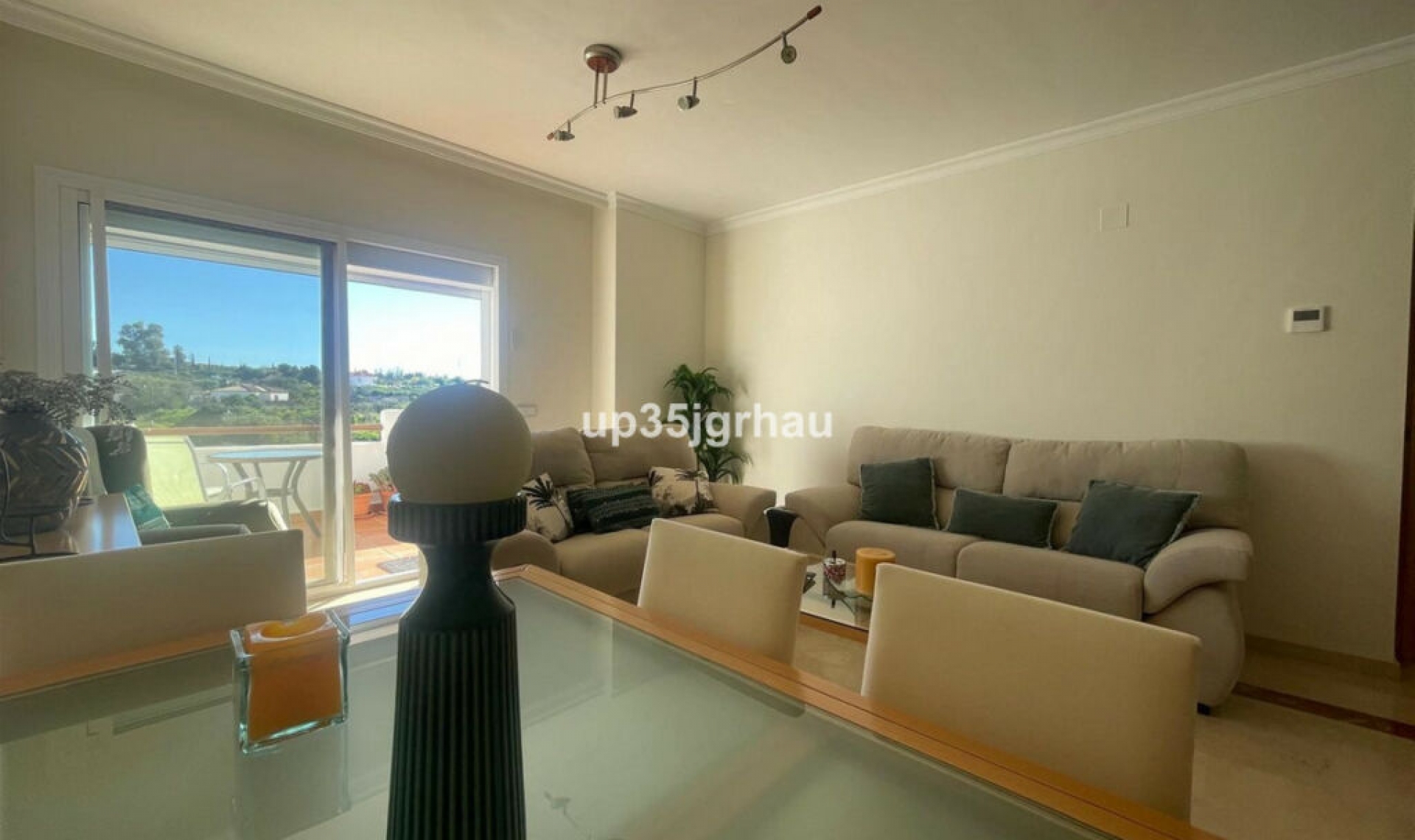 Resale - Apartment -
Selwo