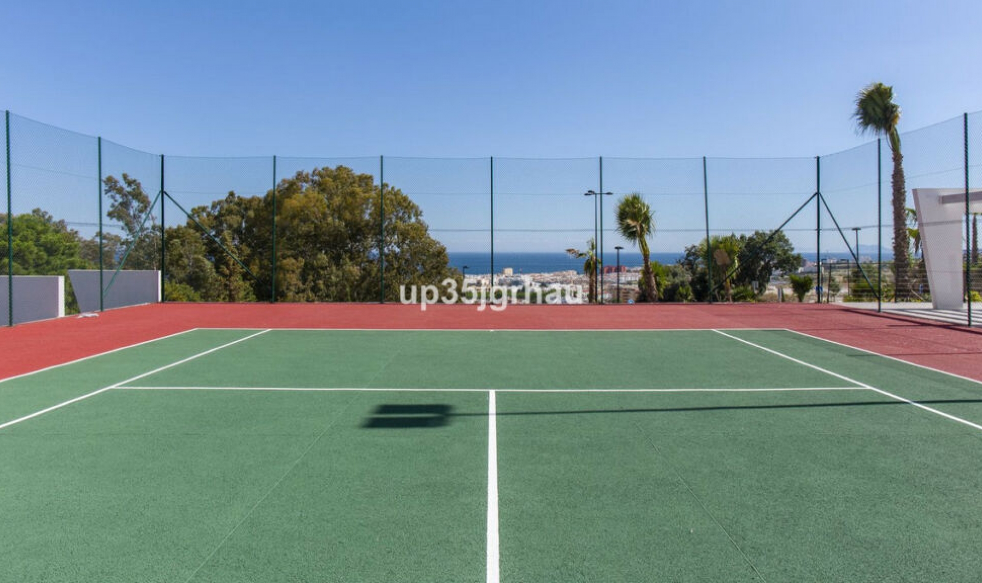 Resale - Apartment -
Selwo