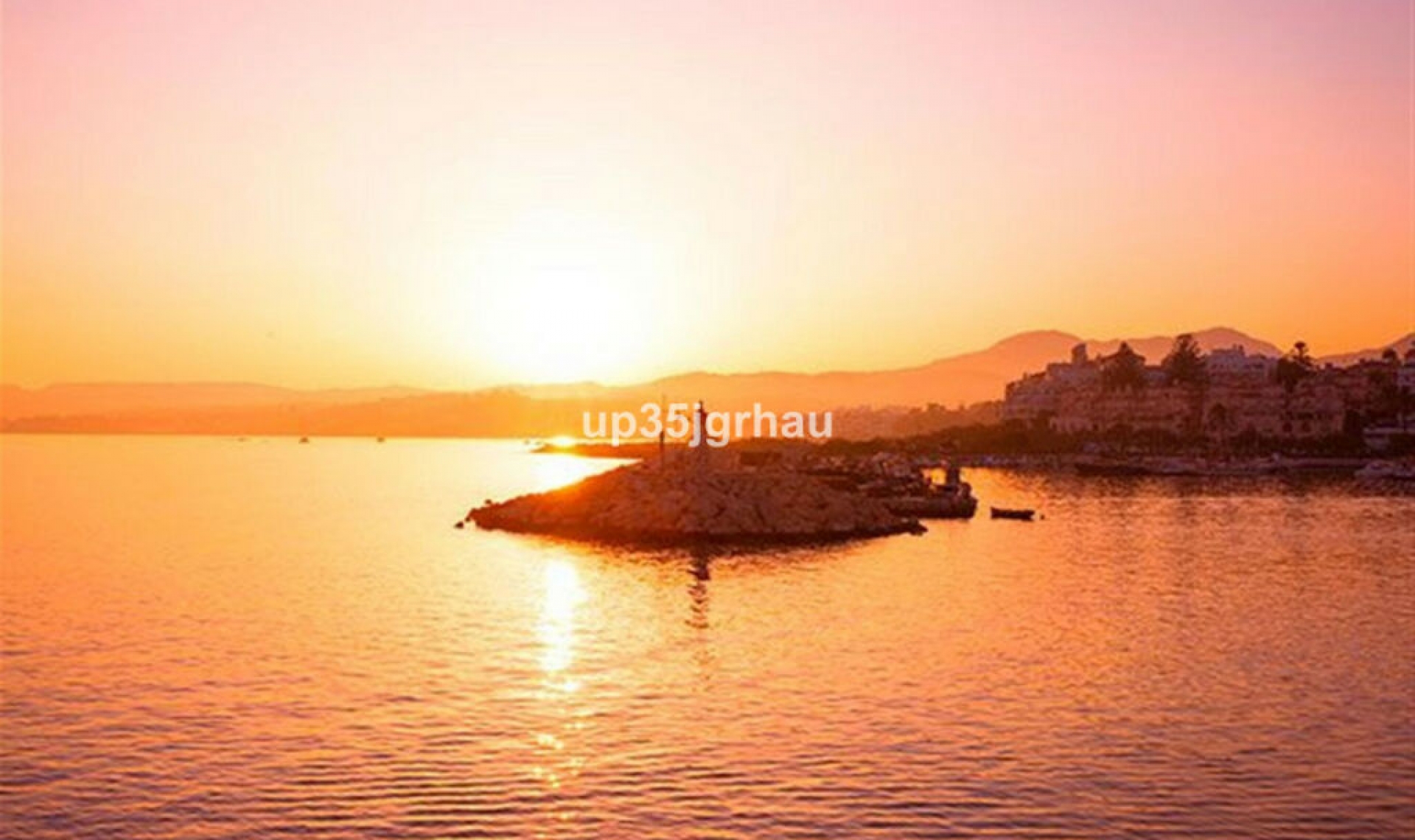 Resale - Apartment -
Selwo