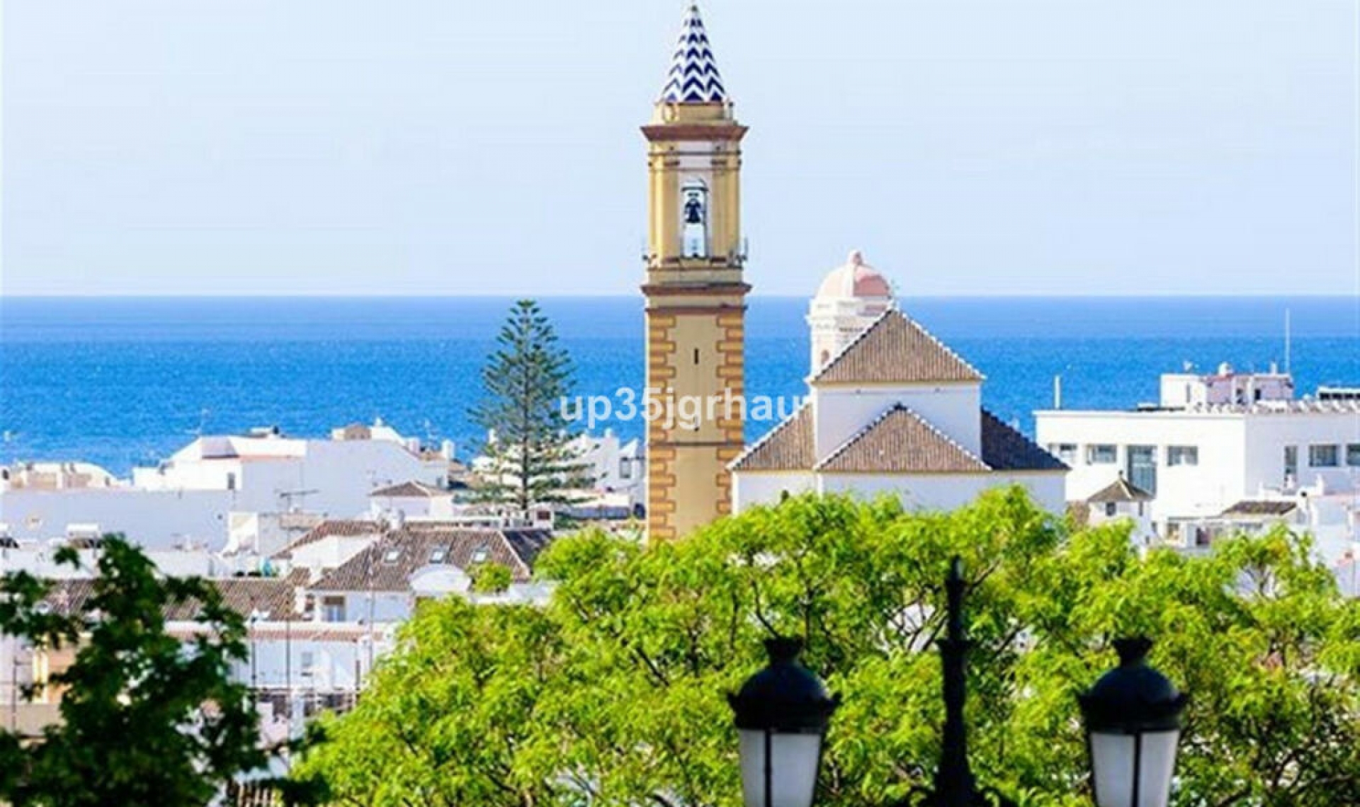 Resale - Apartment -
Selwo