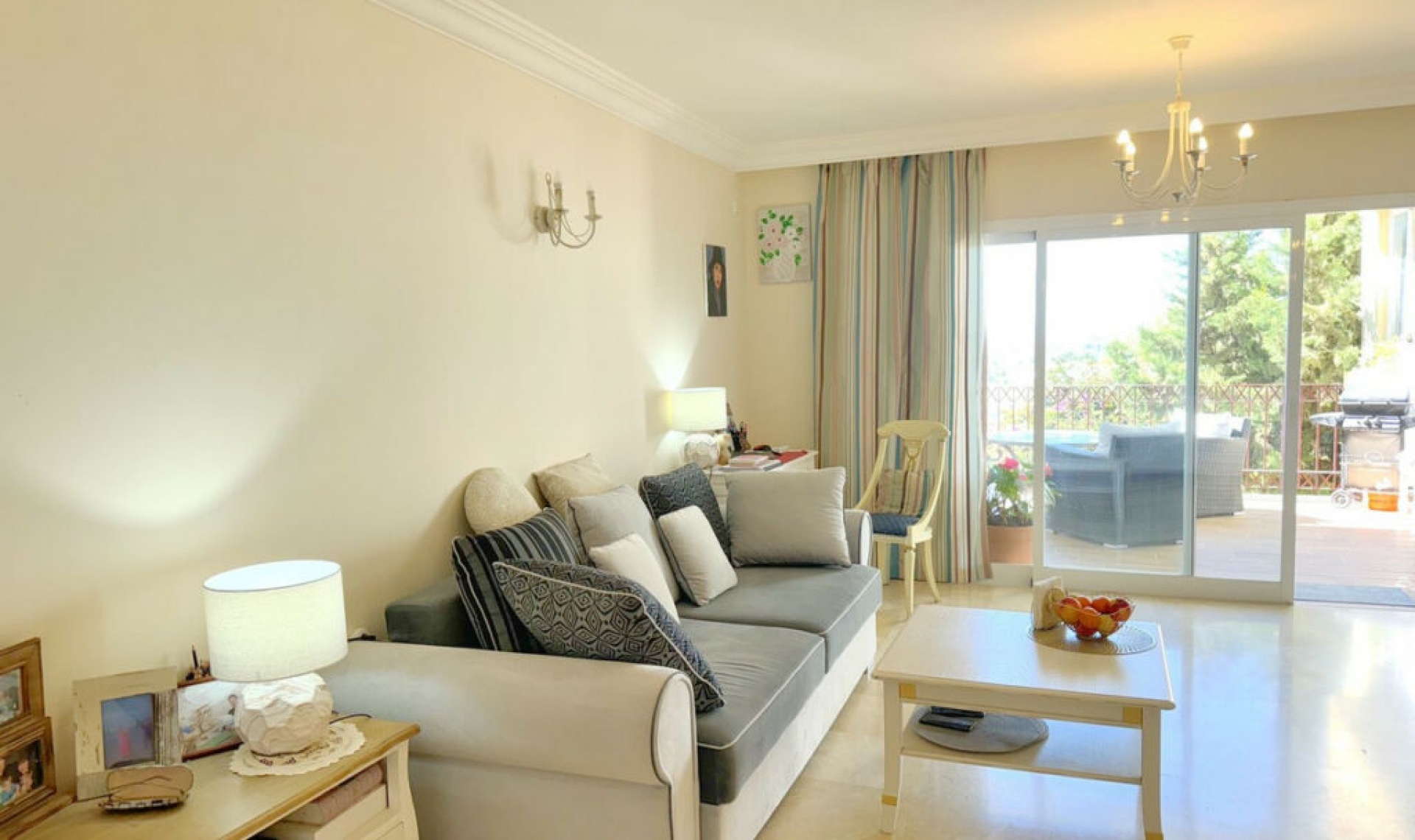 Resale - Apartment -
Selwo