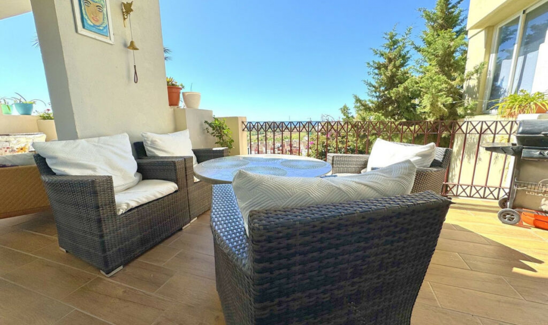 Resale - Apartment -
Selwo