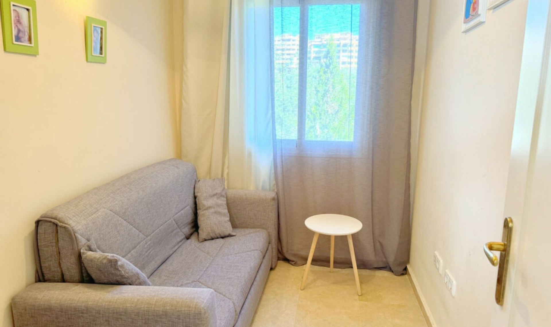 Resale - Apartment -
Selwo