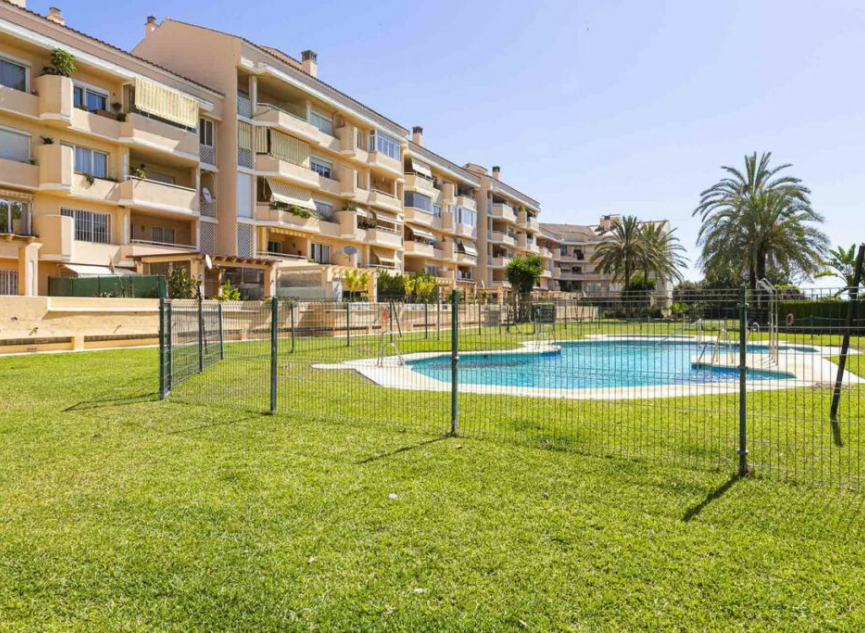 Resale - Apartment -
Selwo