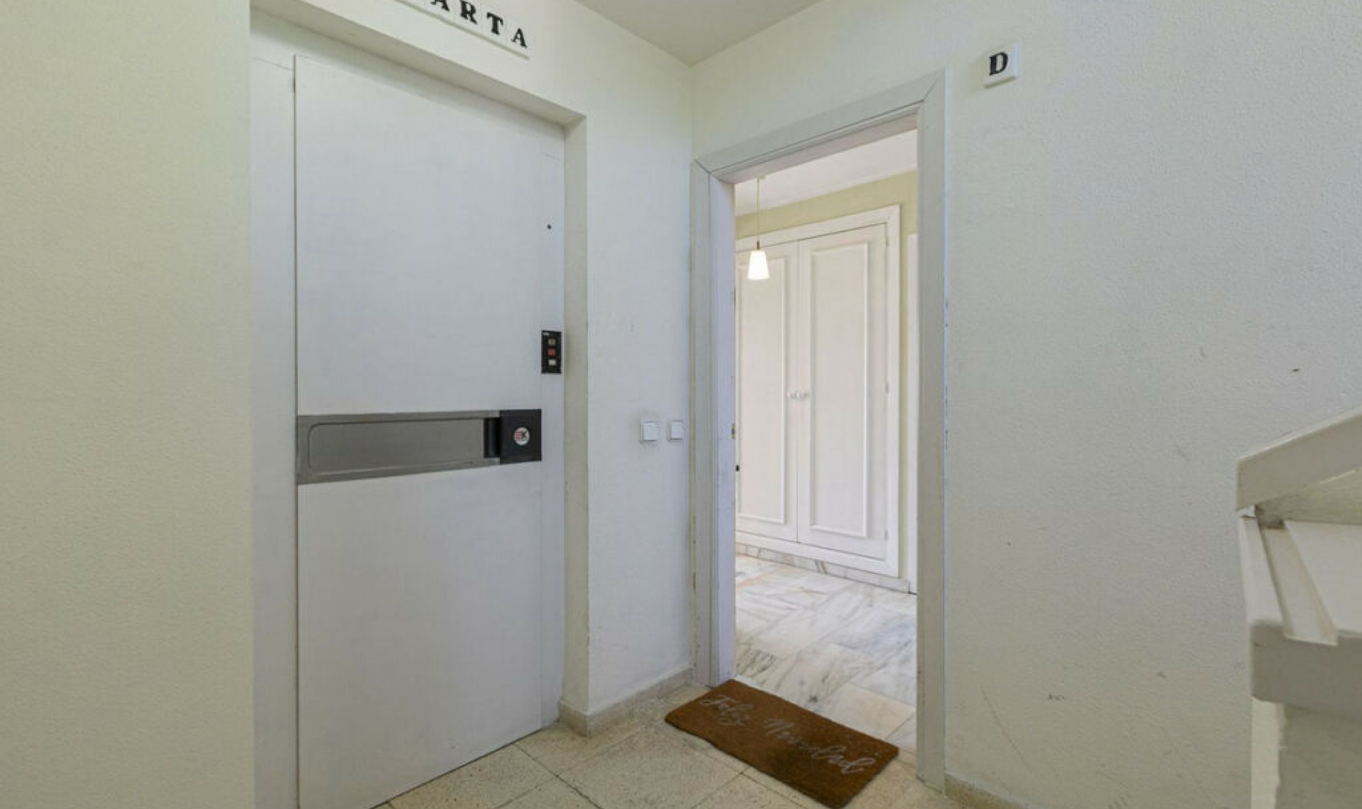 Resale - Apartment -
Selwo