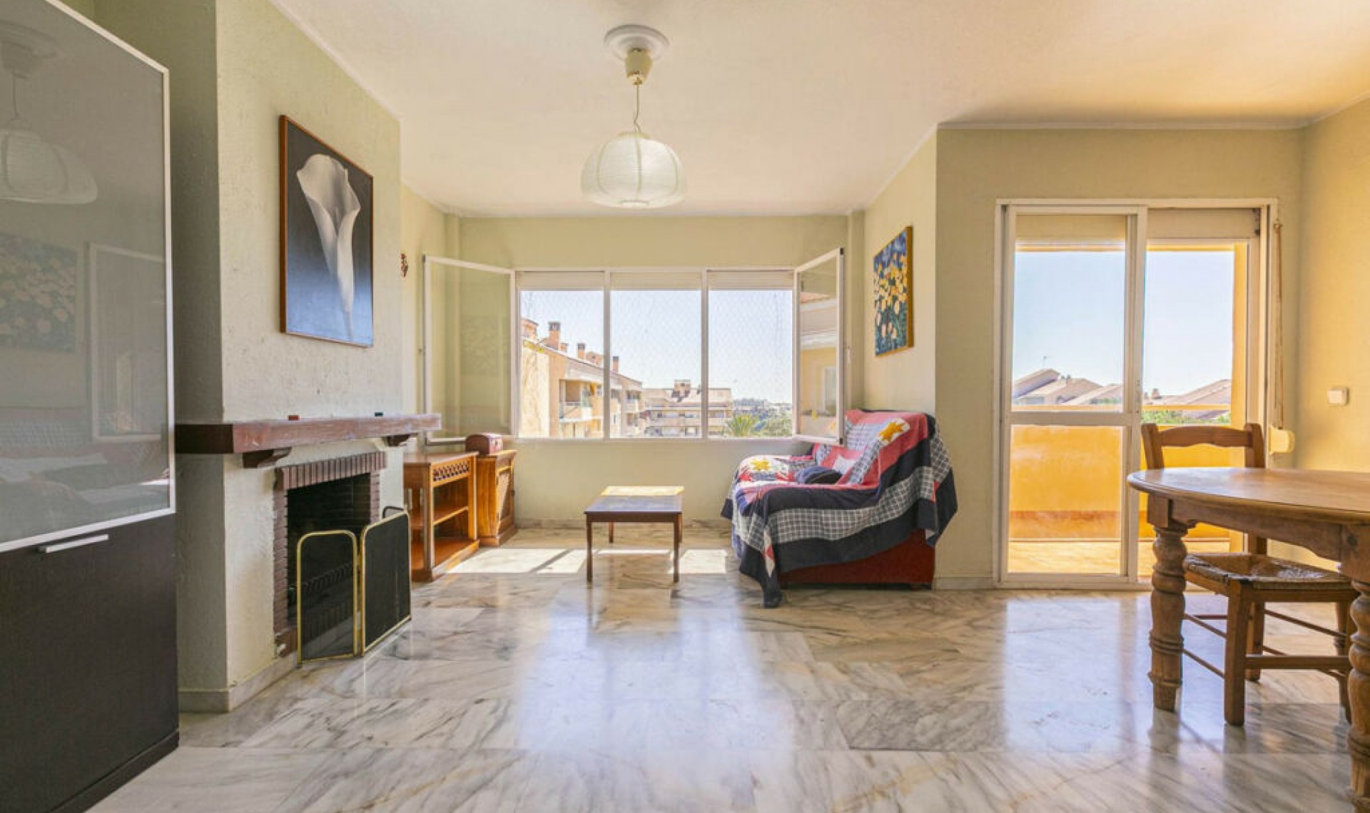 Resale - Apartment -
Selwo