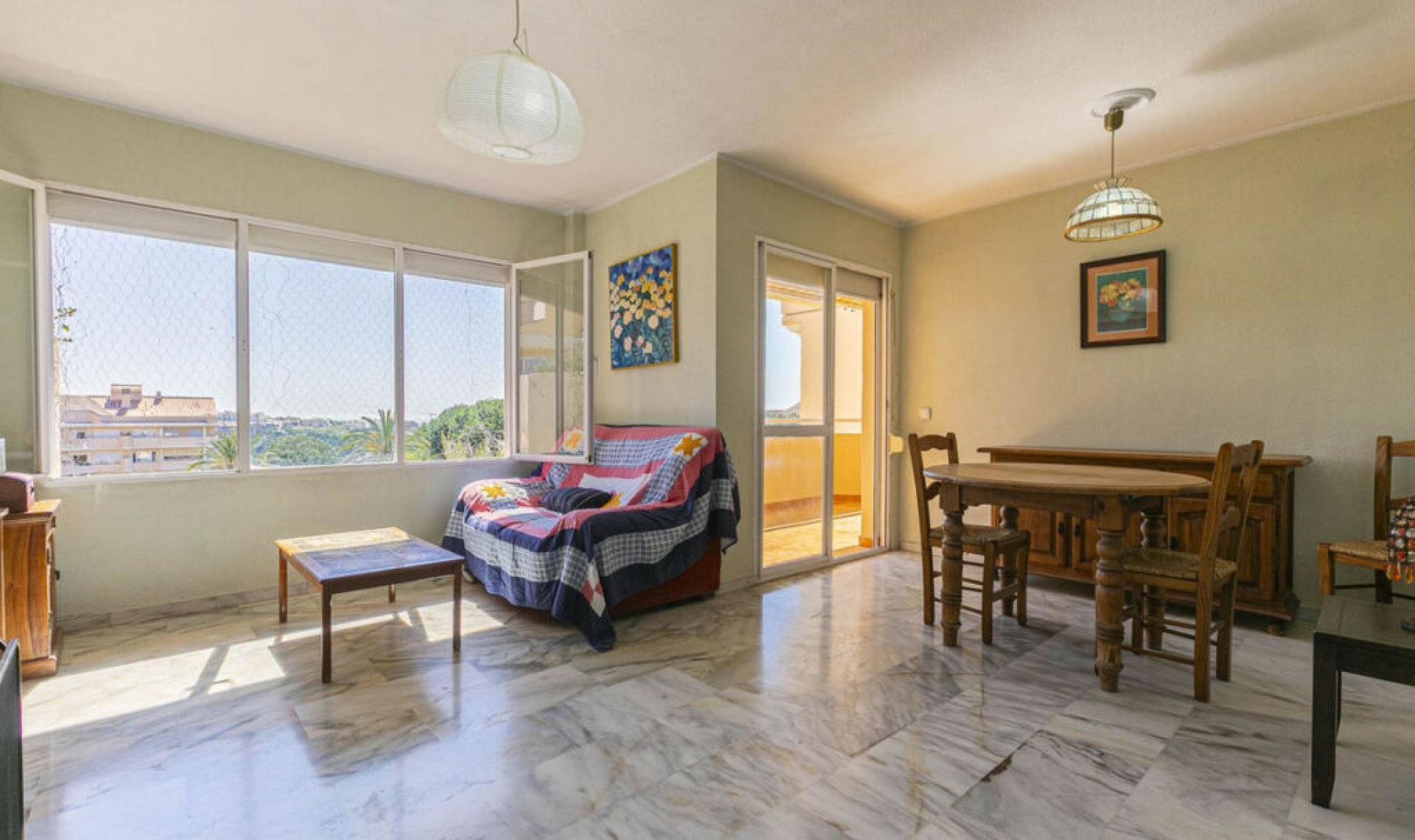 Resale - Apartment -
Selwo