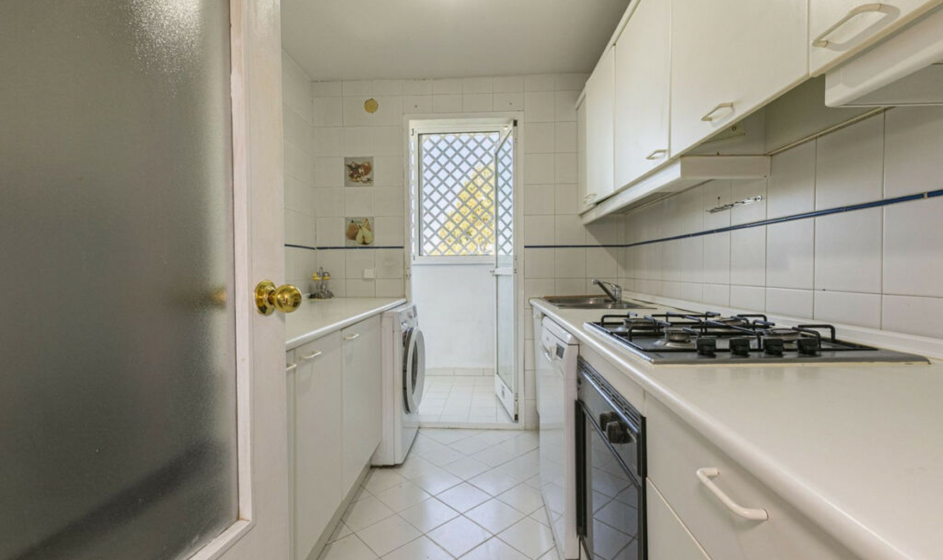 Resale - Apartment -
Selwo