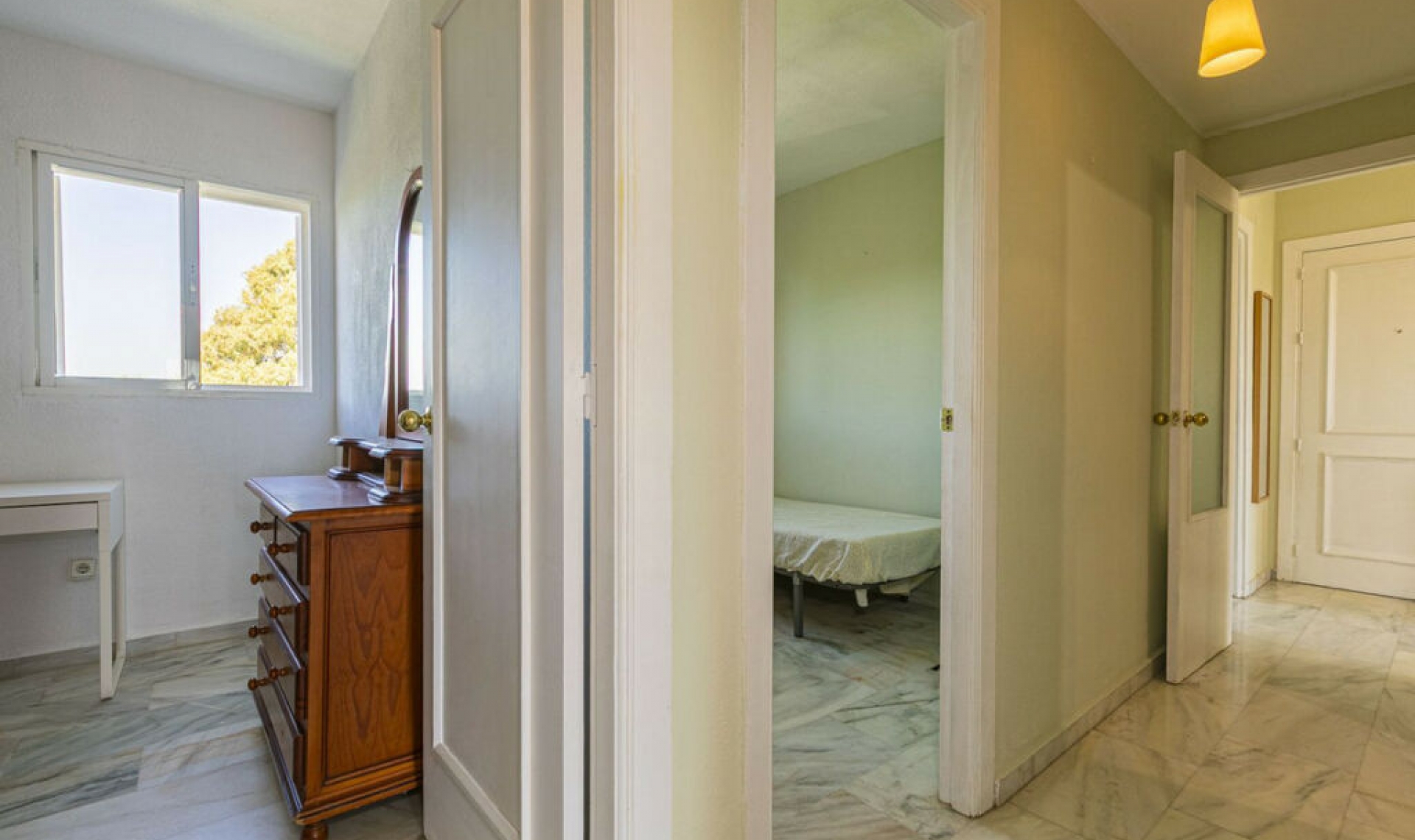 Resale - Apartment -
Selwo