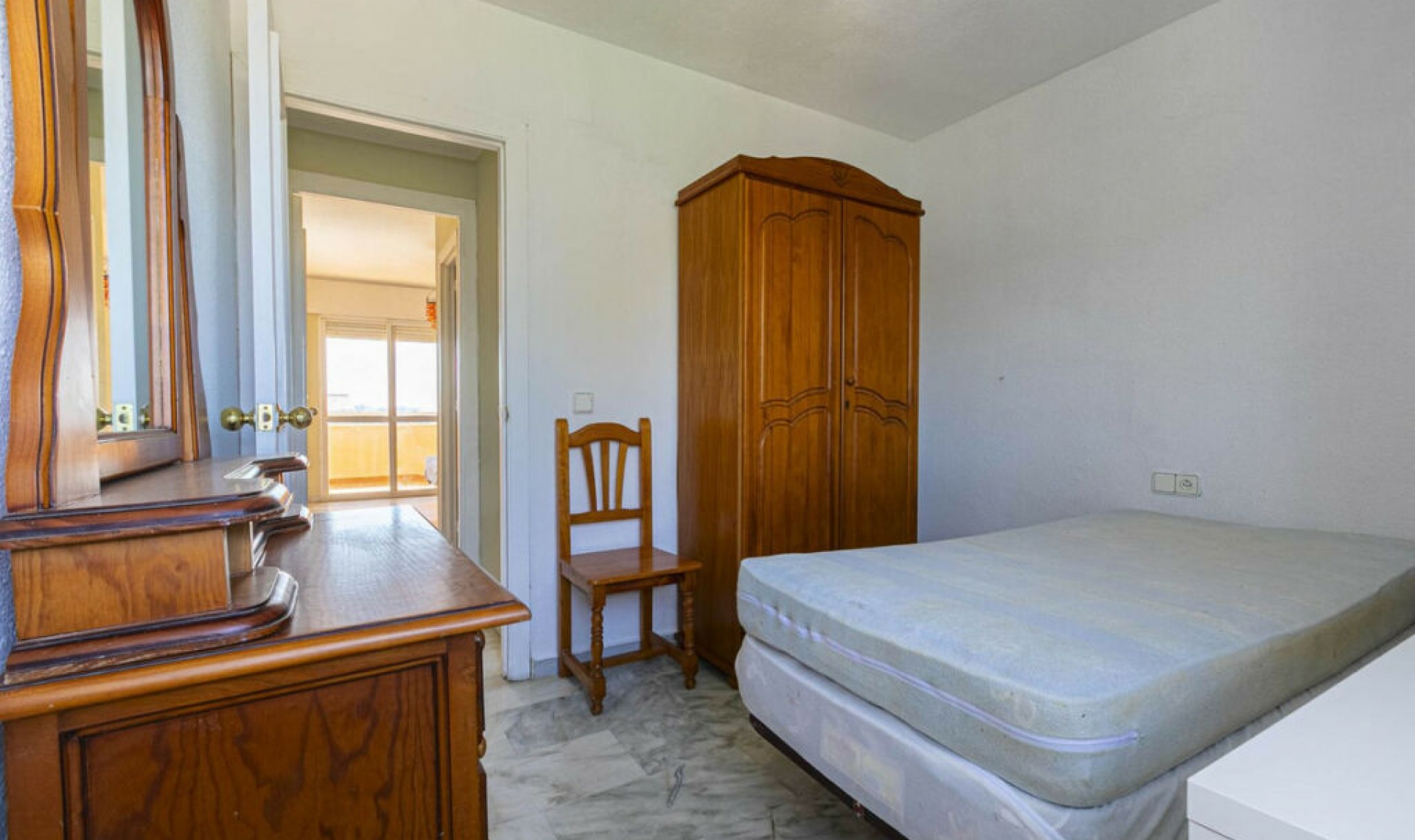 Resale - Apartment -
Selwo