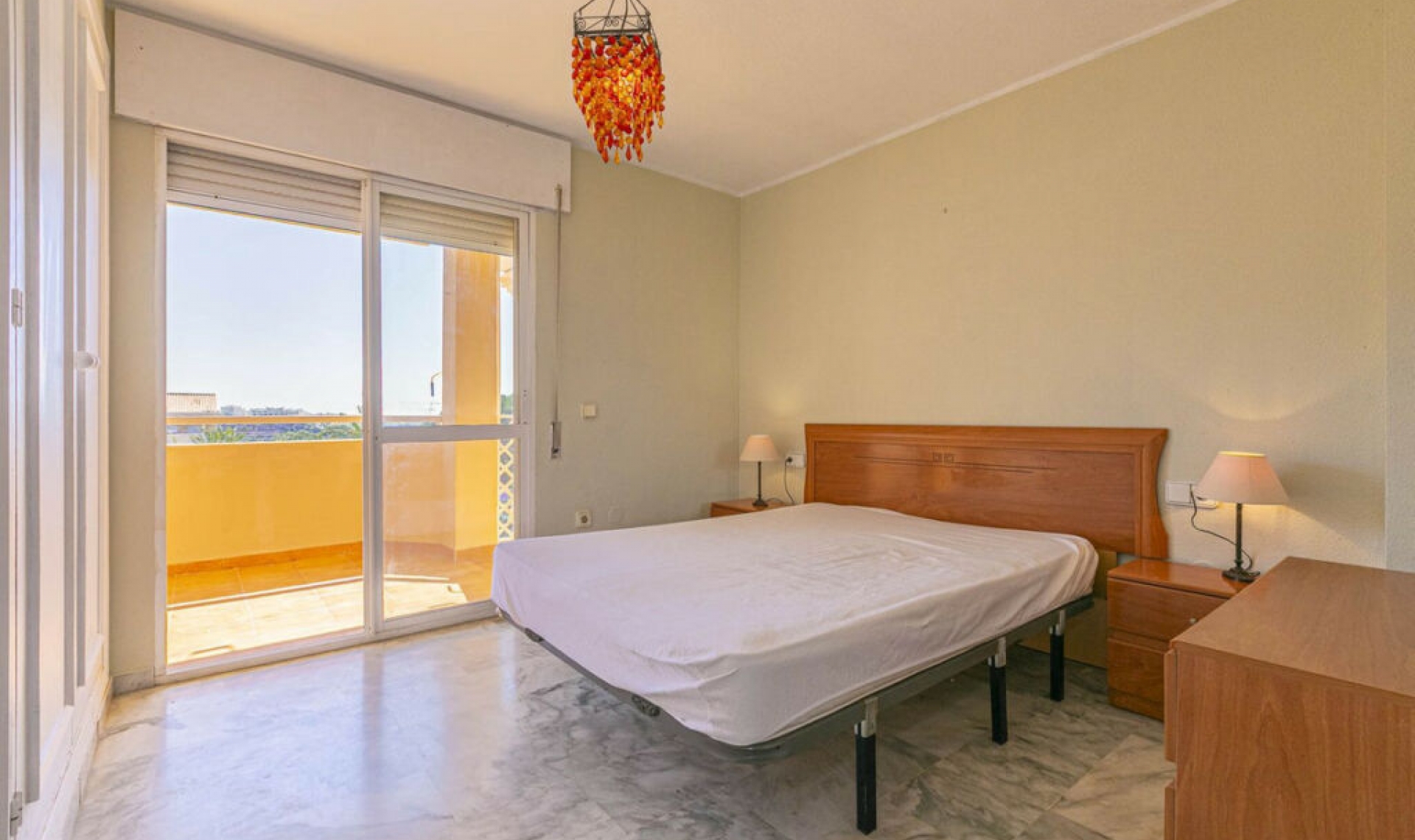 Resale - Apartment -
Selwo