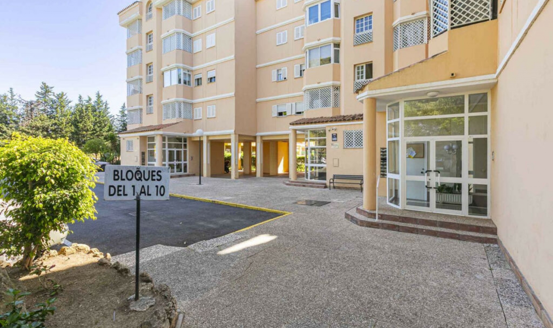 Resale - Apartment -
Selwo