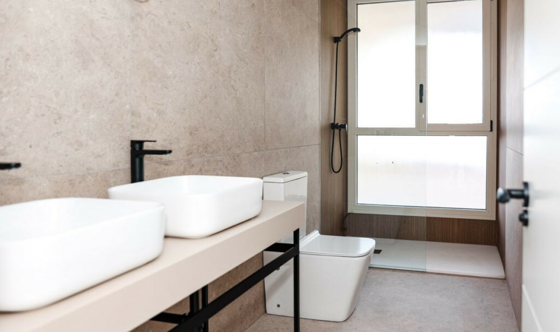 Resale - Apartment -
Selwo