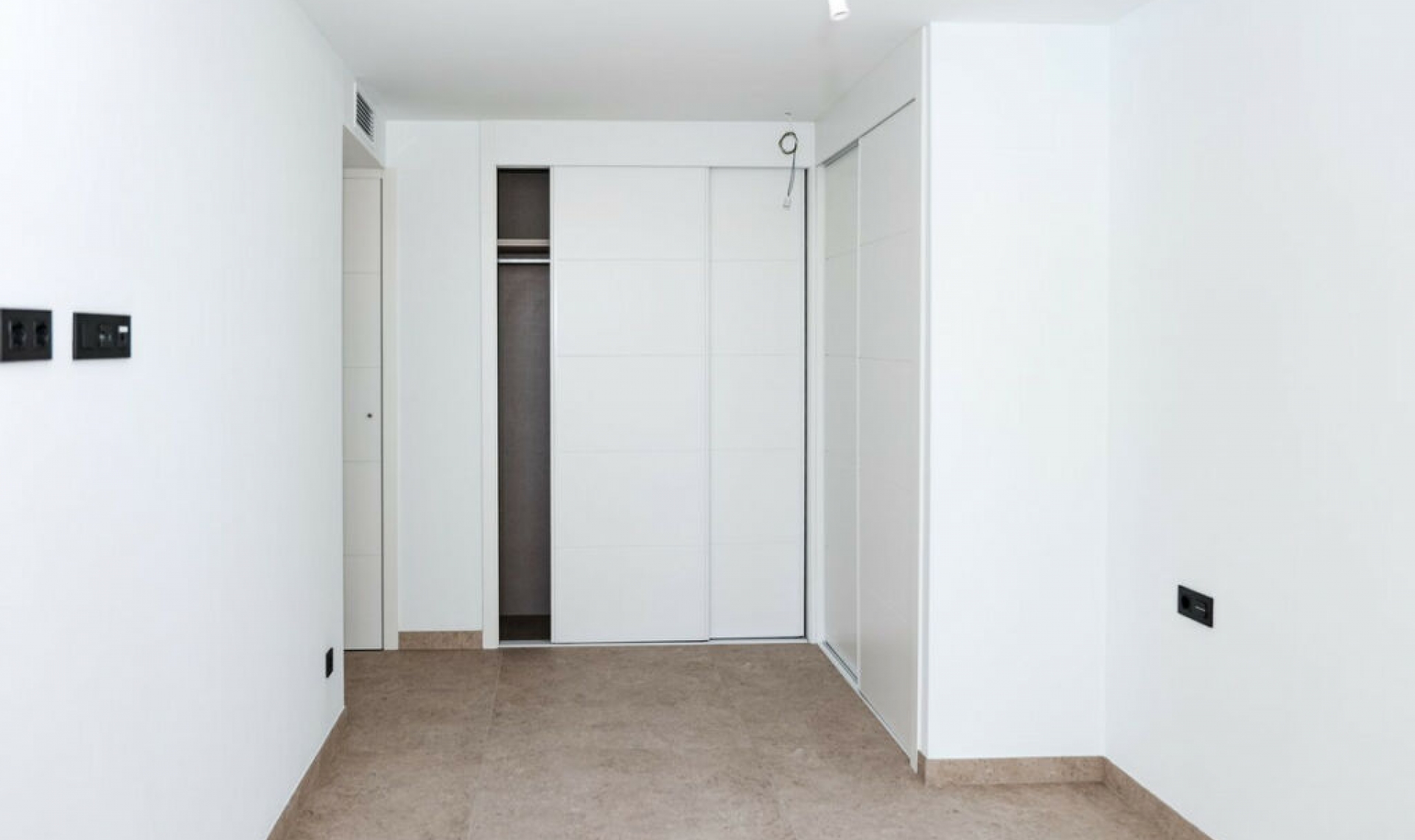 Resale - Apartment -
Selwo