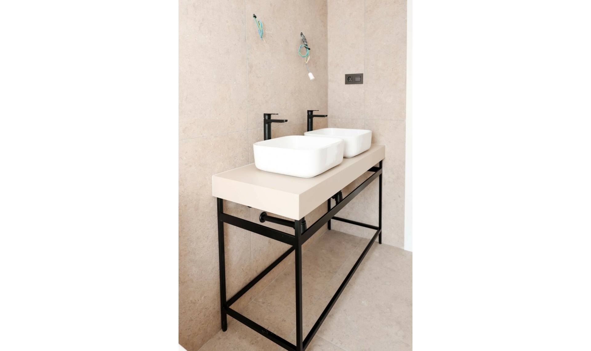 Resale - Apartment -
Selwo