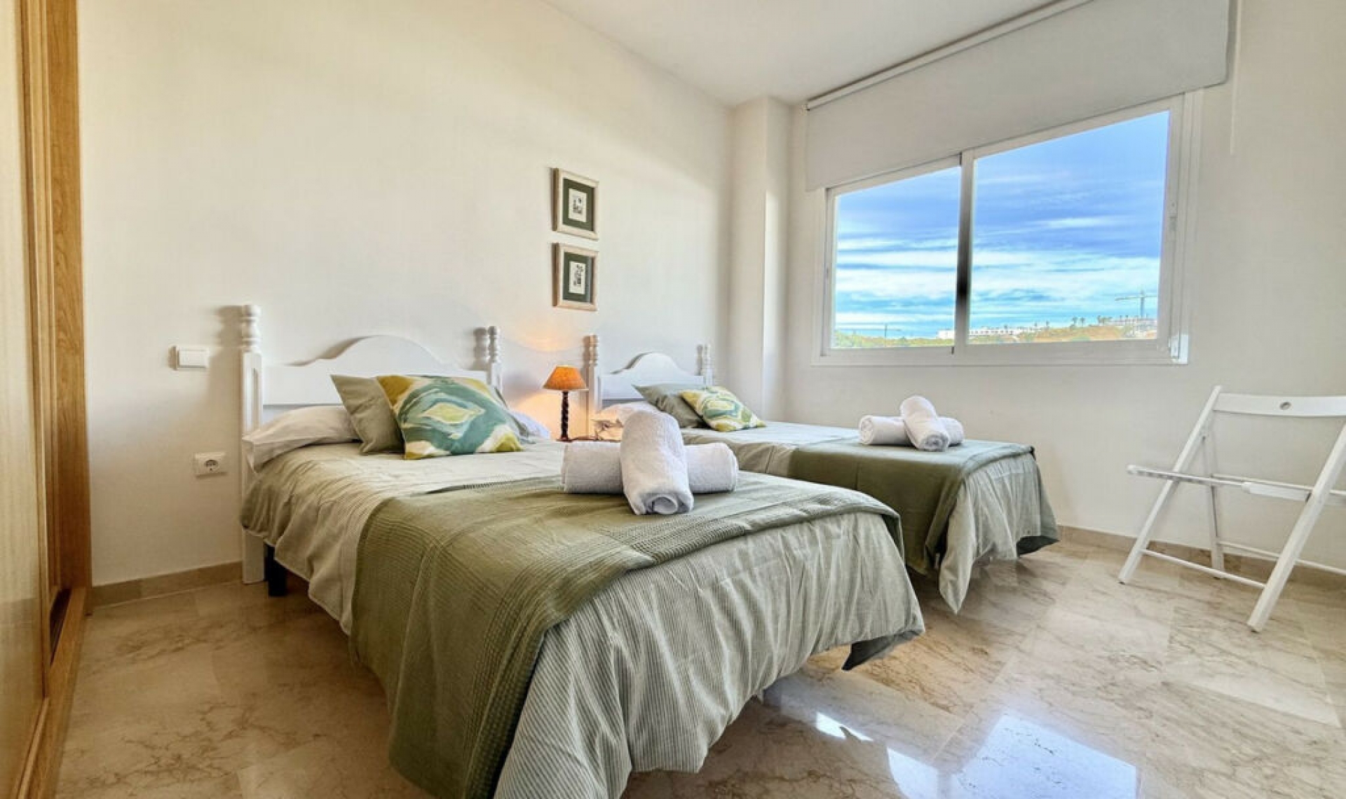 Resale - Apartment -
Selwo
