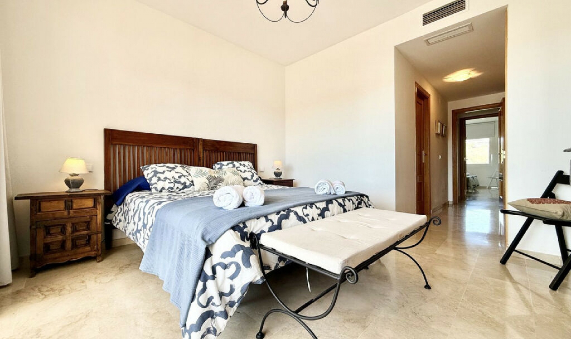 Resale - Apartment -
Selwo