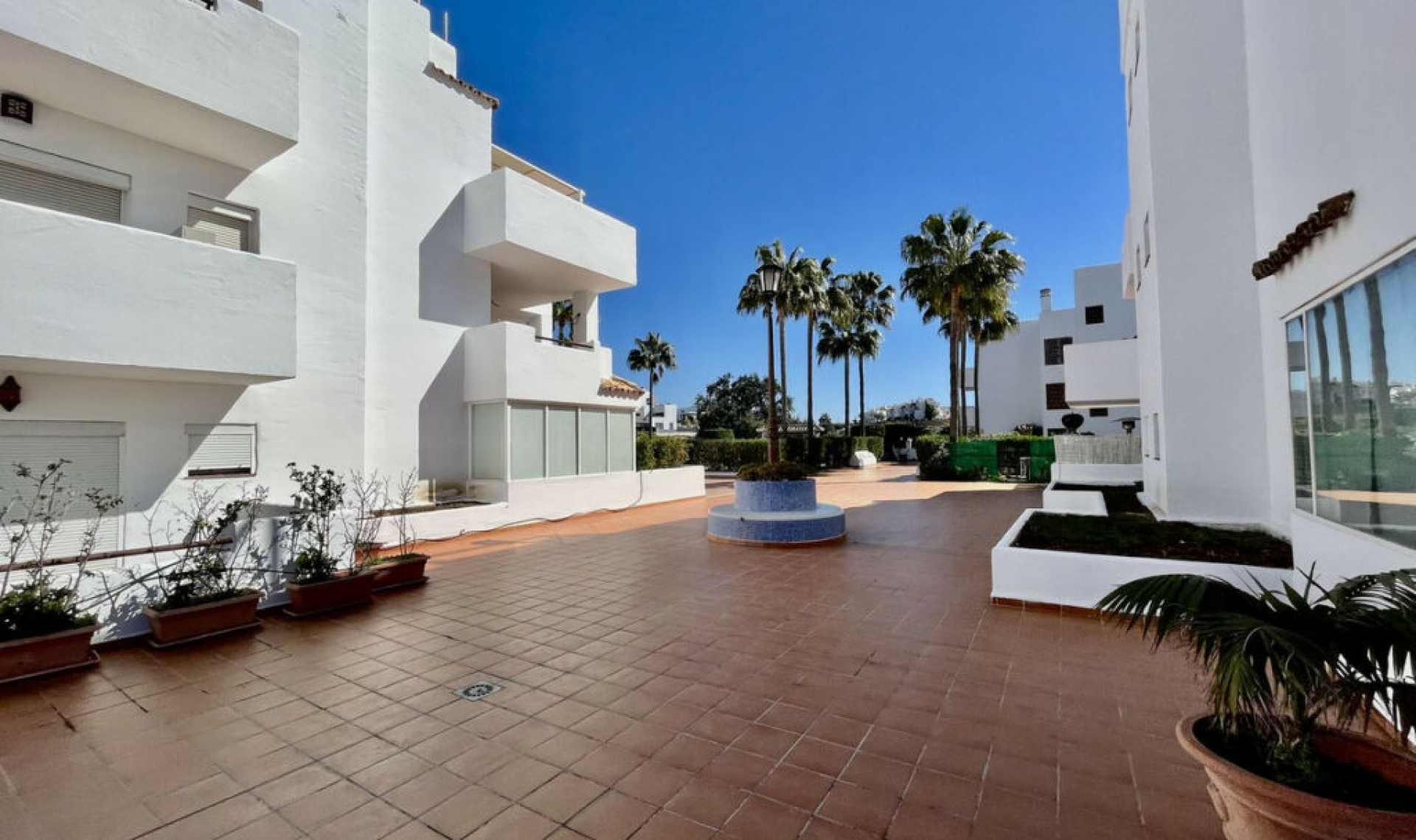 Resale - Apartment -
Selwo