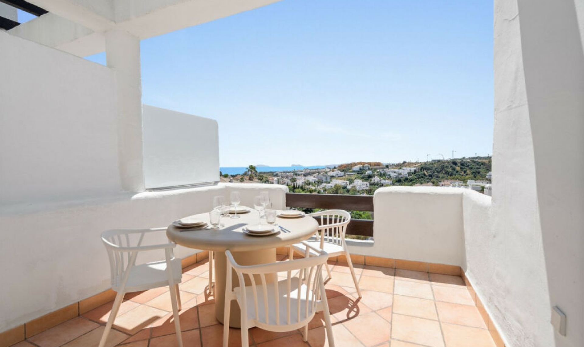 Resale - Apartment -
Selwo