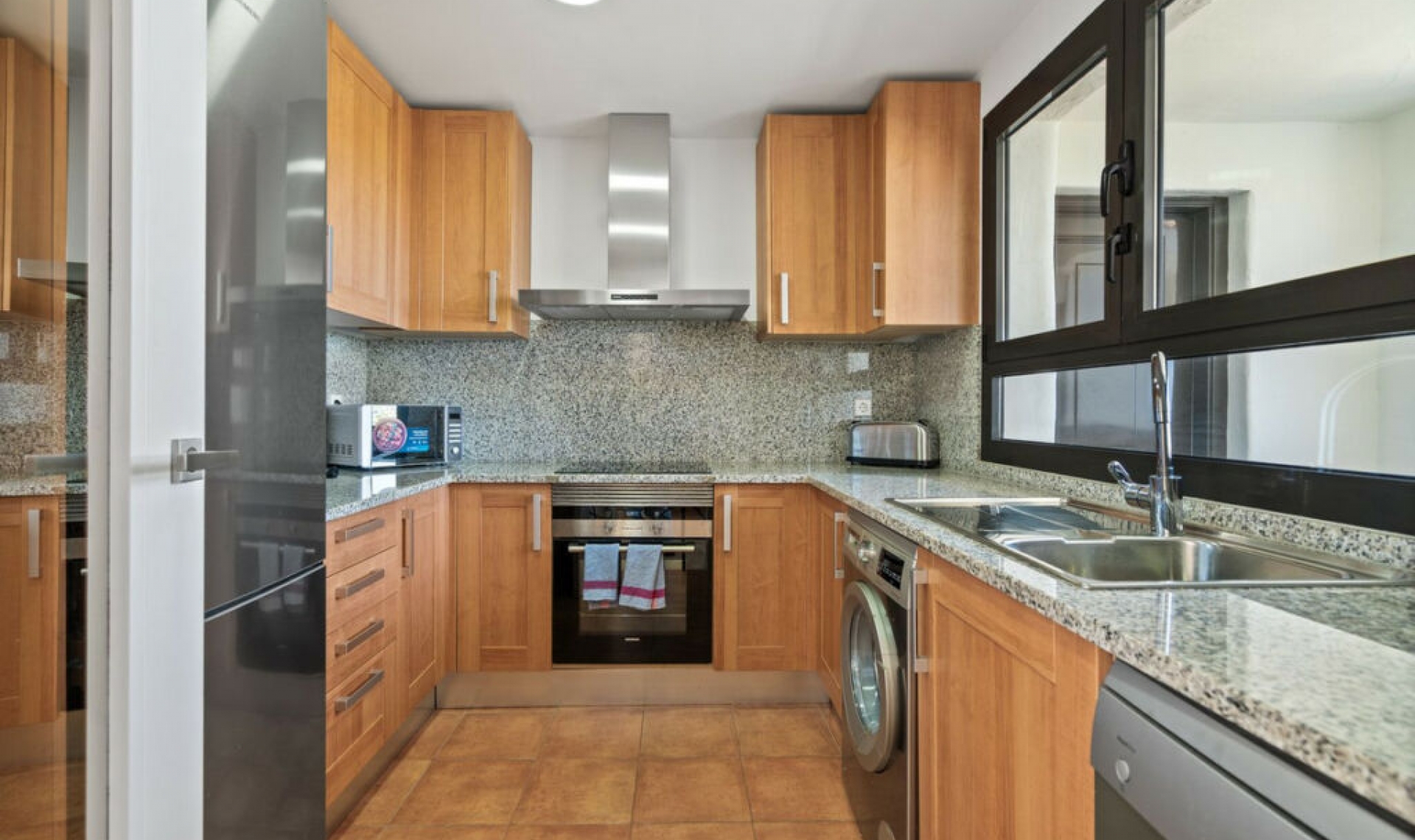 Resale - Apartment -
Selwo