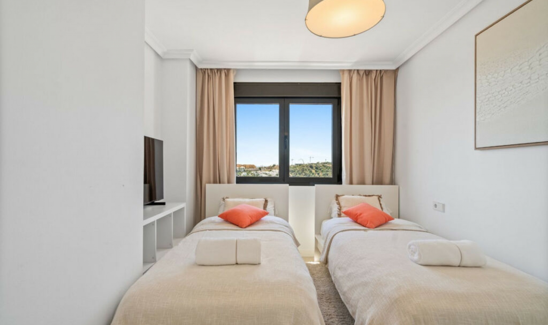 Resale - Apartment -
Selwo