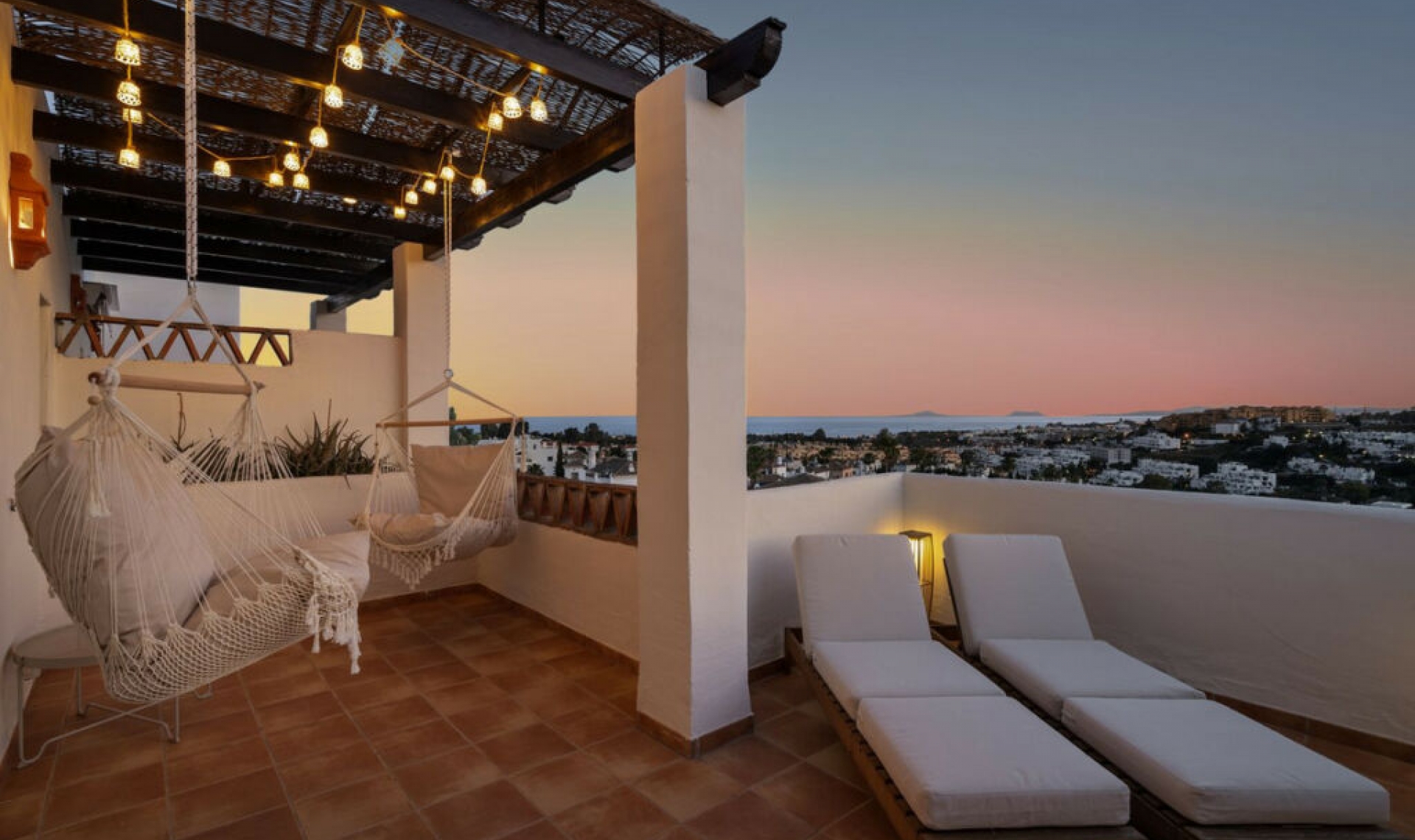 Resale - Apartment -
Selwo
