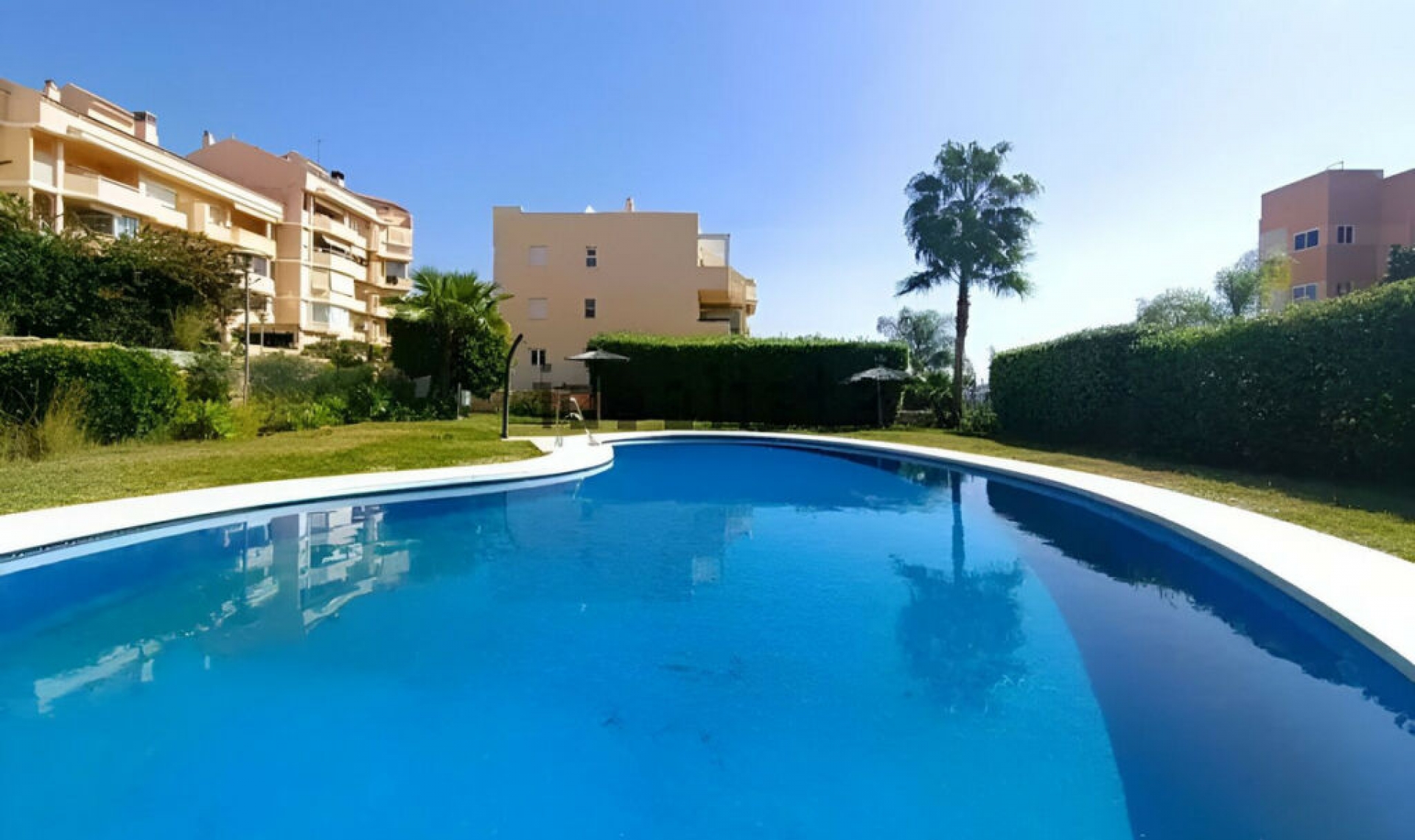 Resale - Apartment -
Selwo