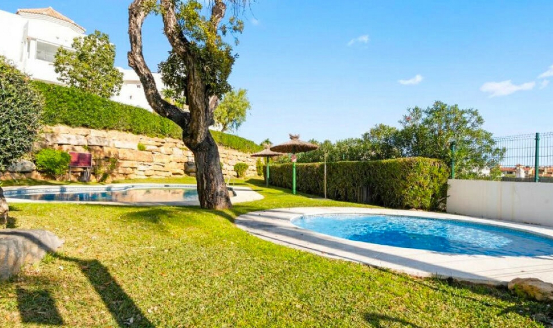 Resale - Apartment -
Selwo