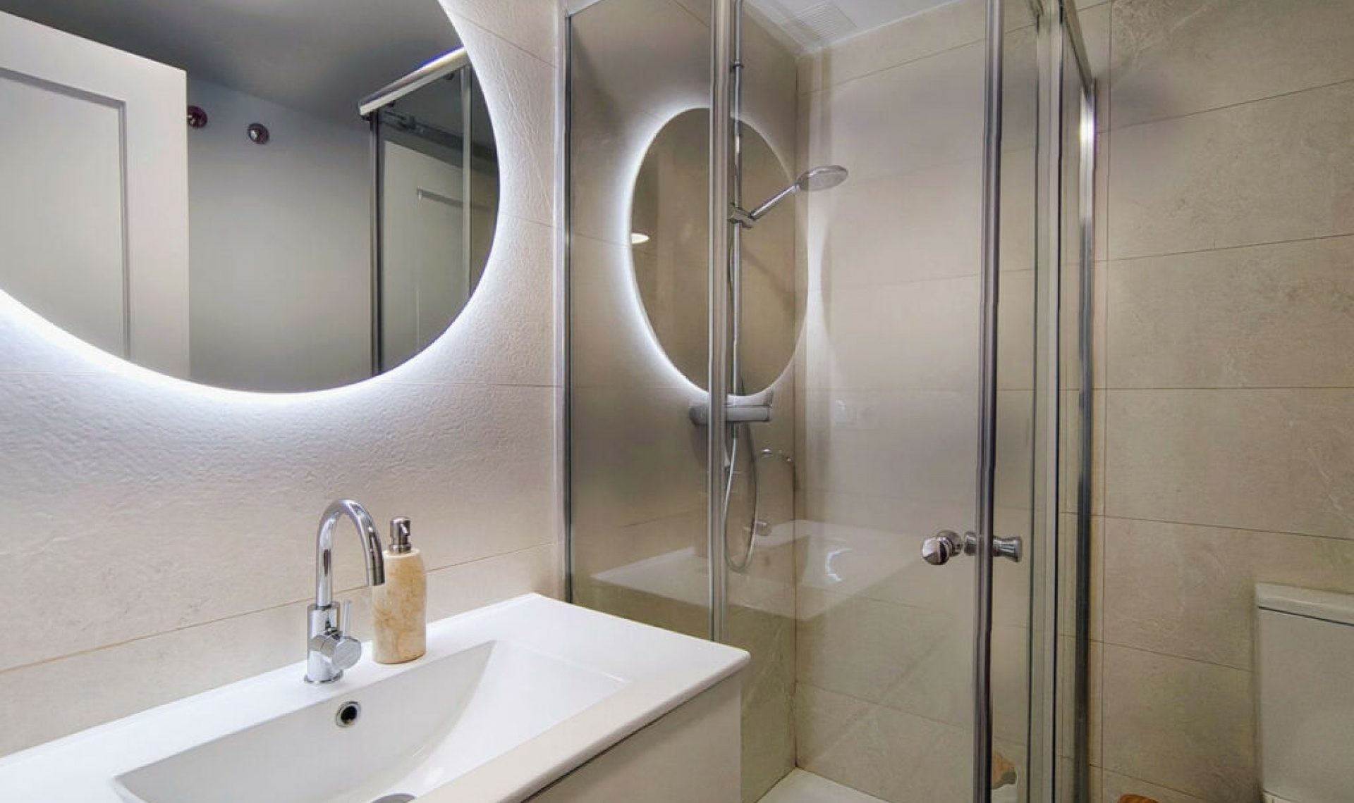 Resale - Apartment -
Selwo